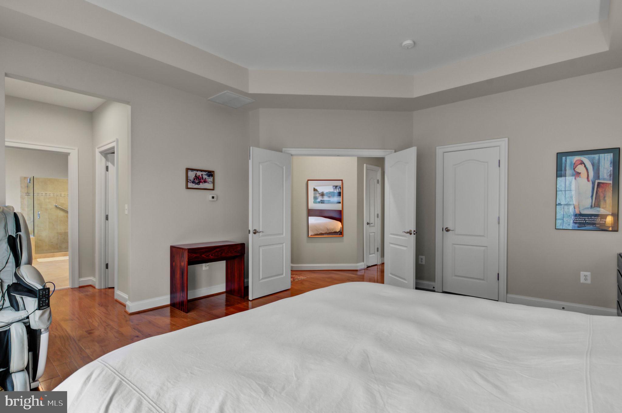 BATTERY PARK - Residential