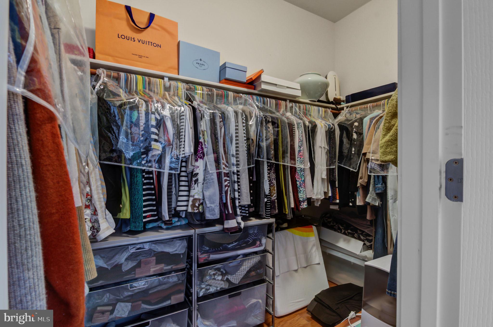 BATTERY PARK - Residential