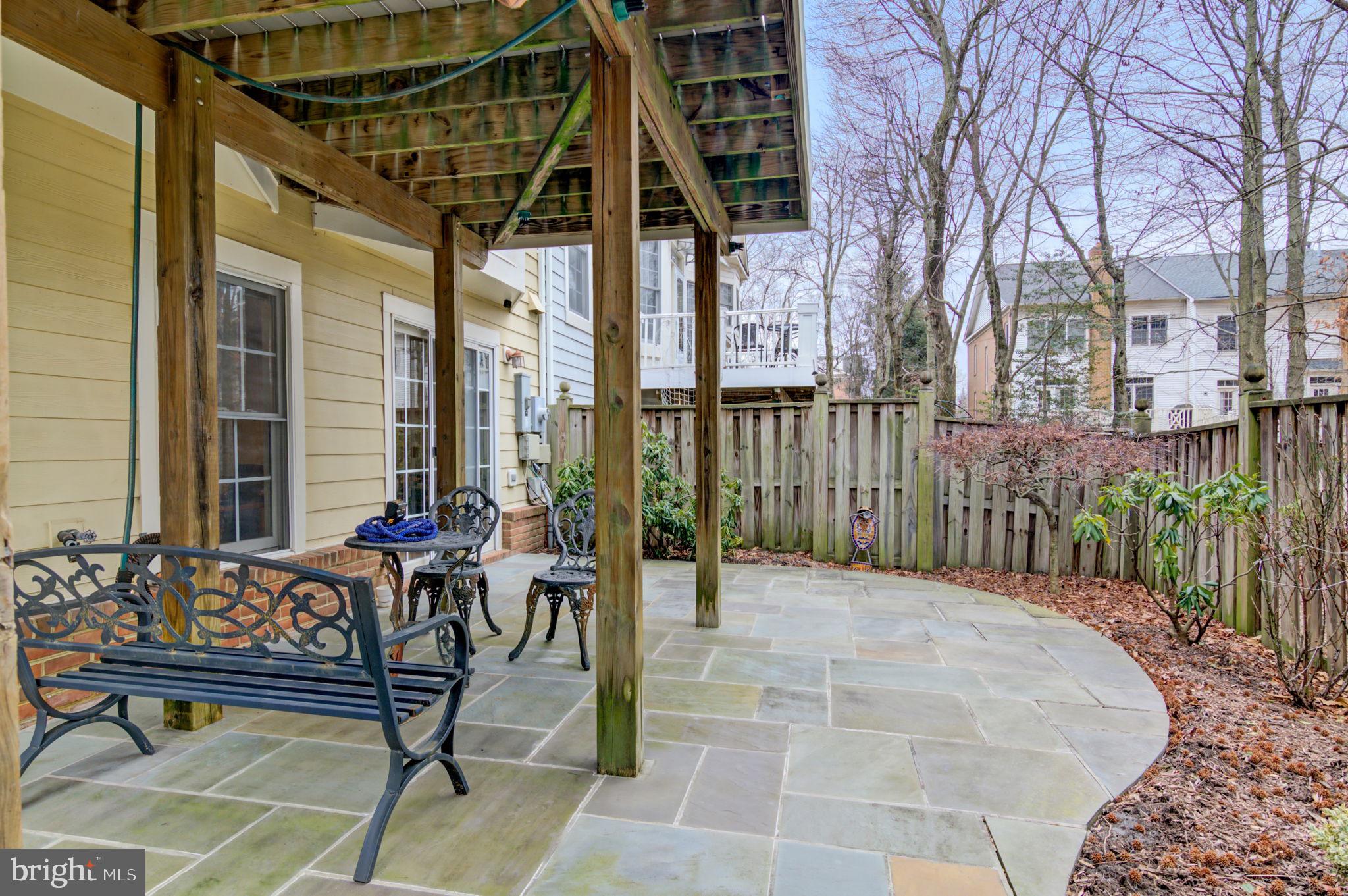 BATTERY PARK - Residential