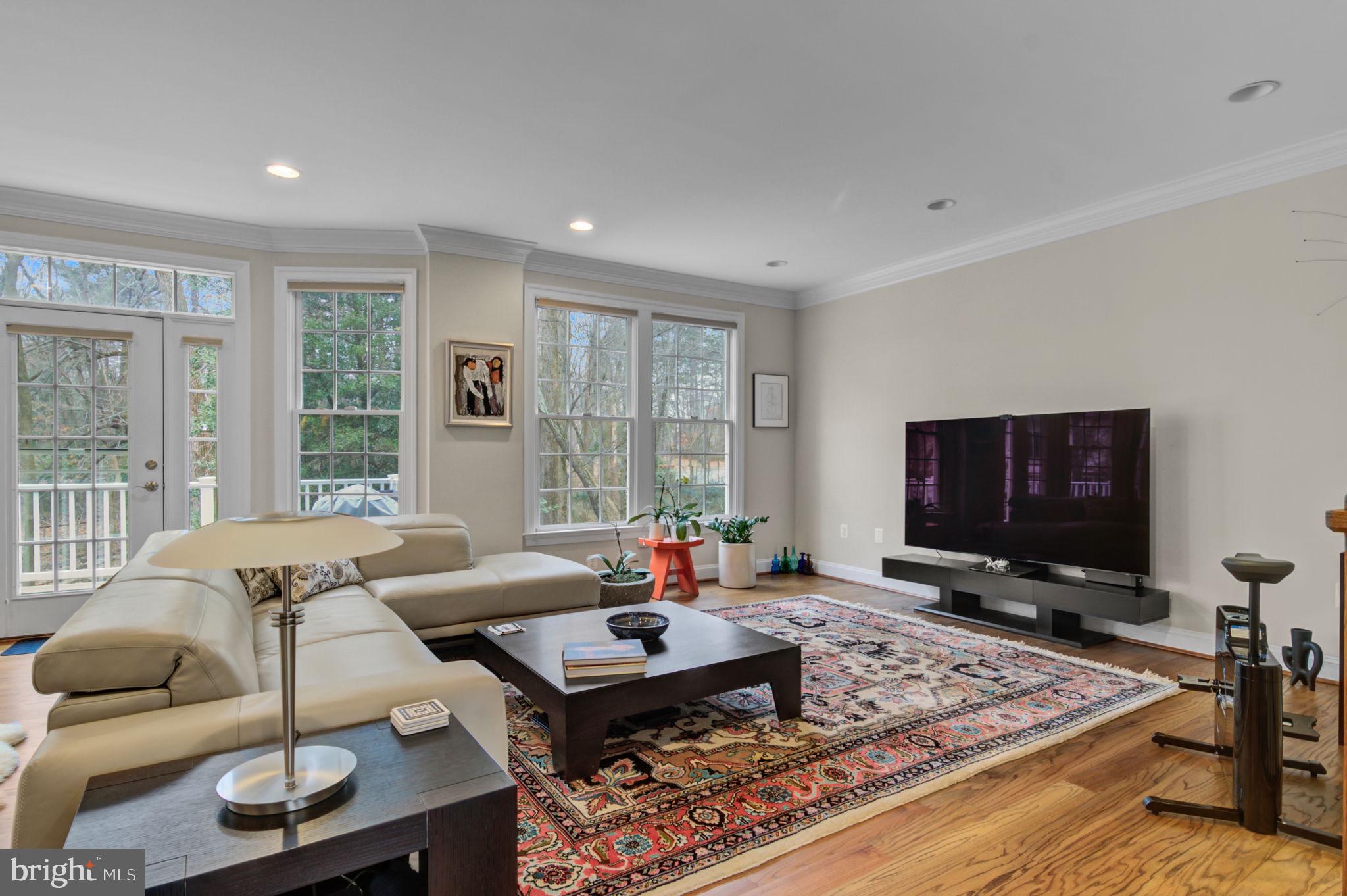 BATTERY PARK - Residential