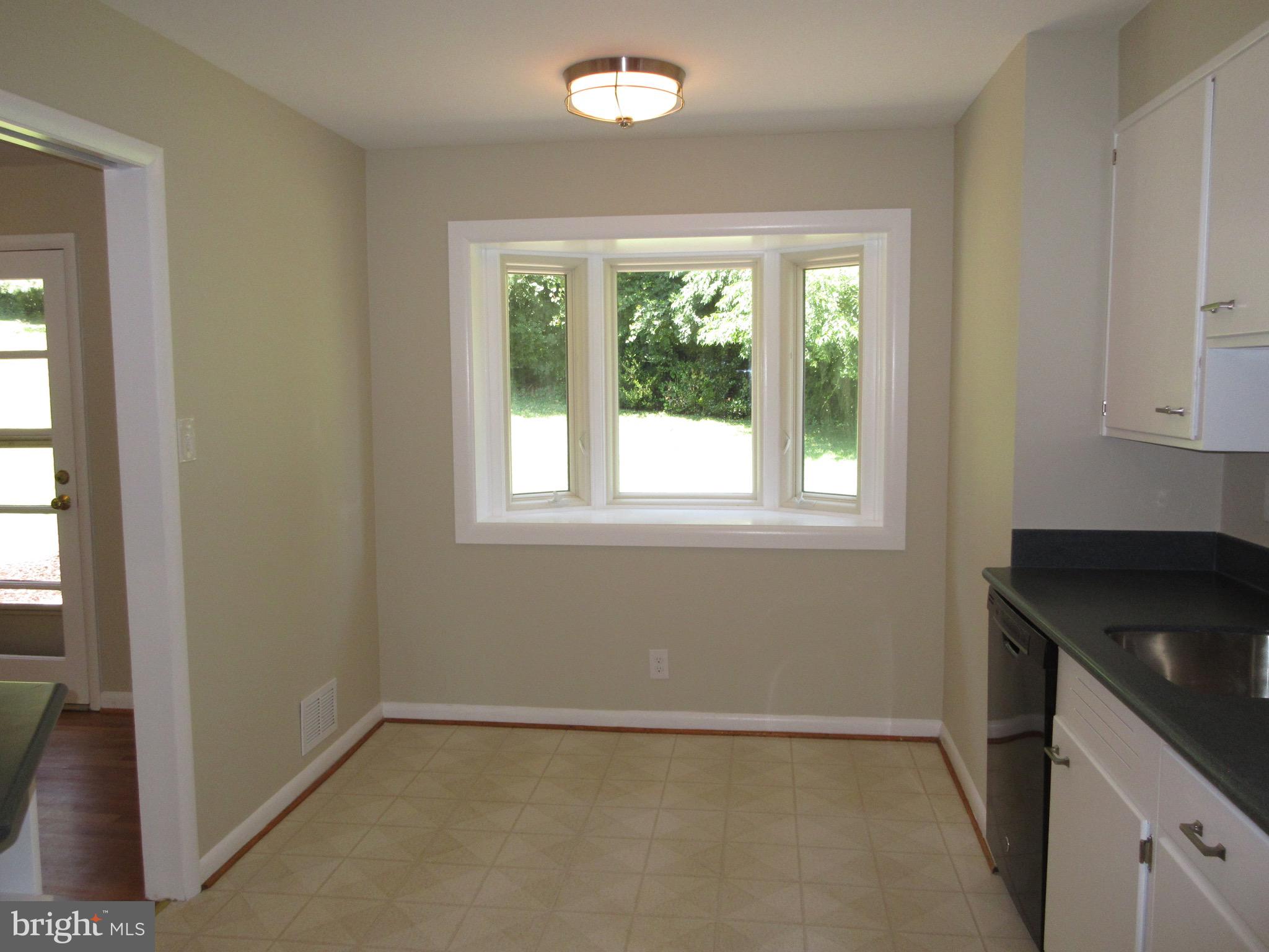 BROYHILL LANGLEY ESTATES - Residential Lease