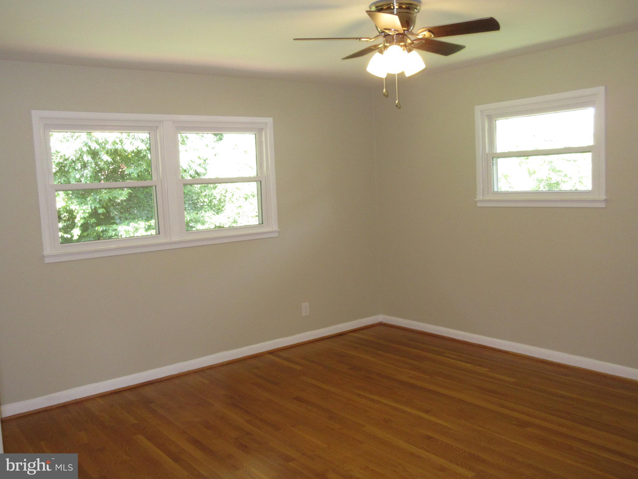 BROYHILL LANGLEY ESTATES - Residential Lease