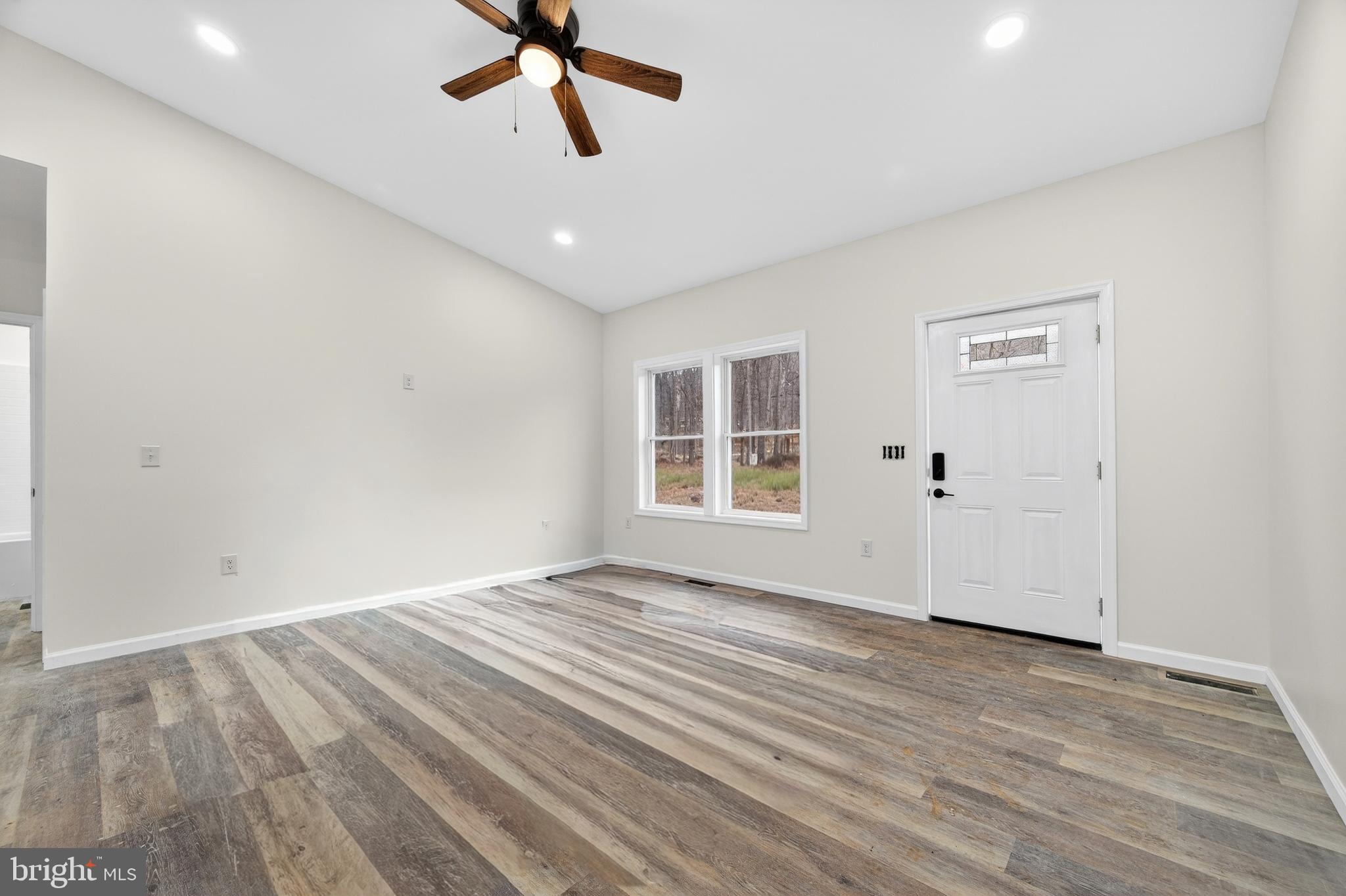 STAGECOACH STOP @ CAPON BRIDGE - Residential