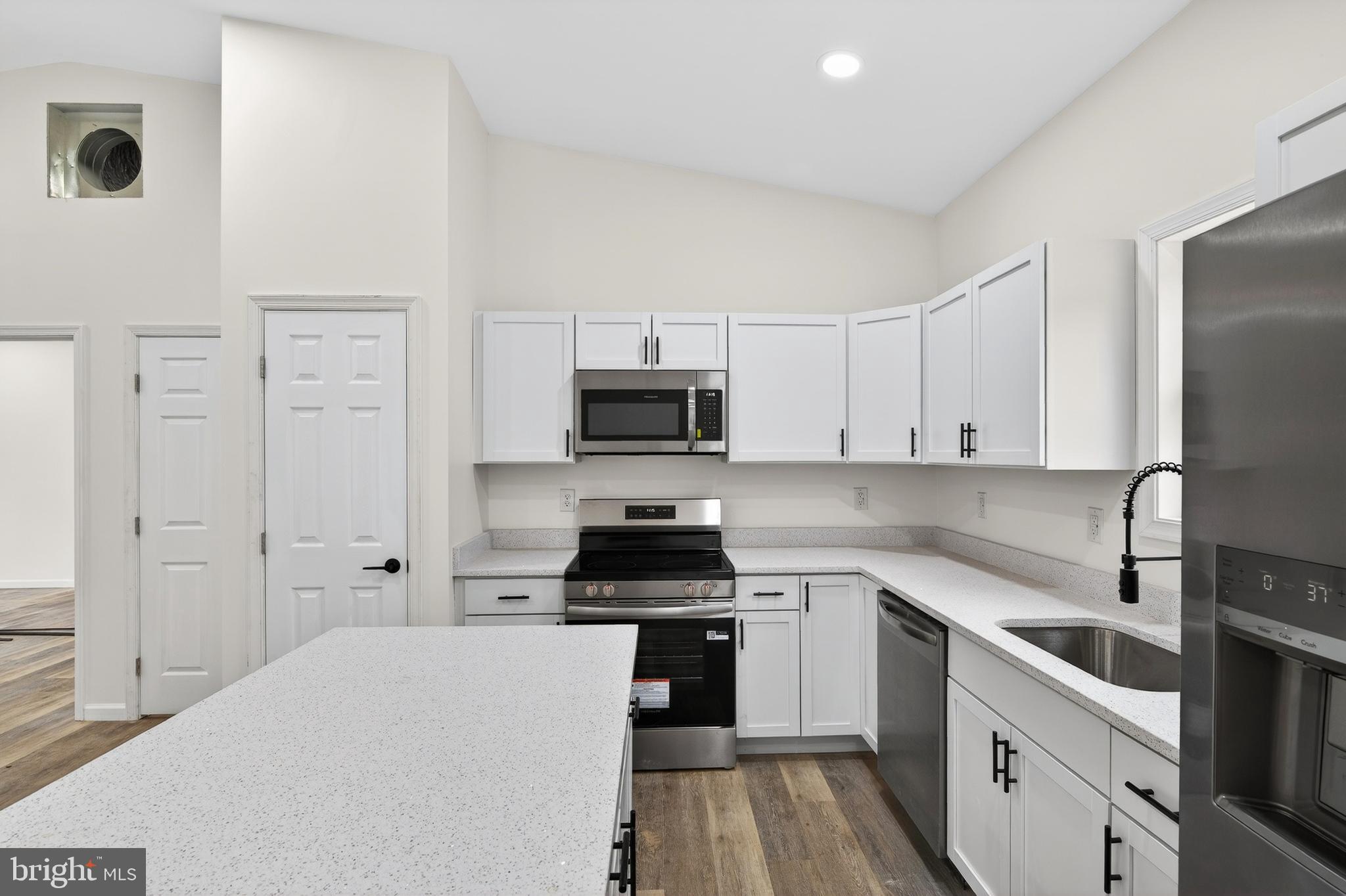 STAGECOACH STOP @ CAPON BRIDGE - Residential