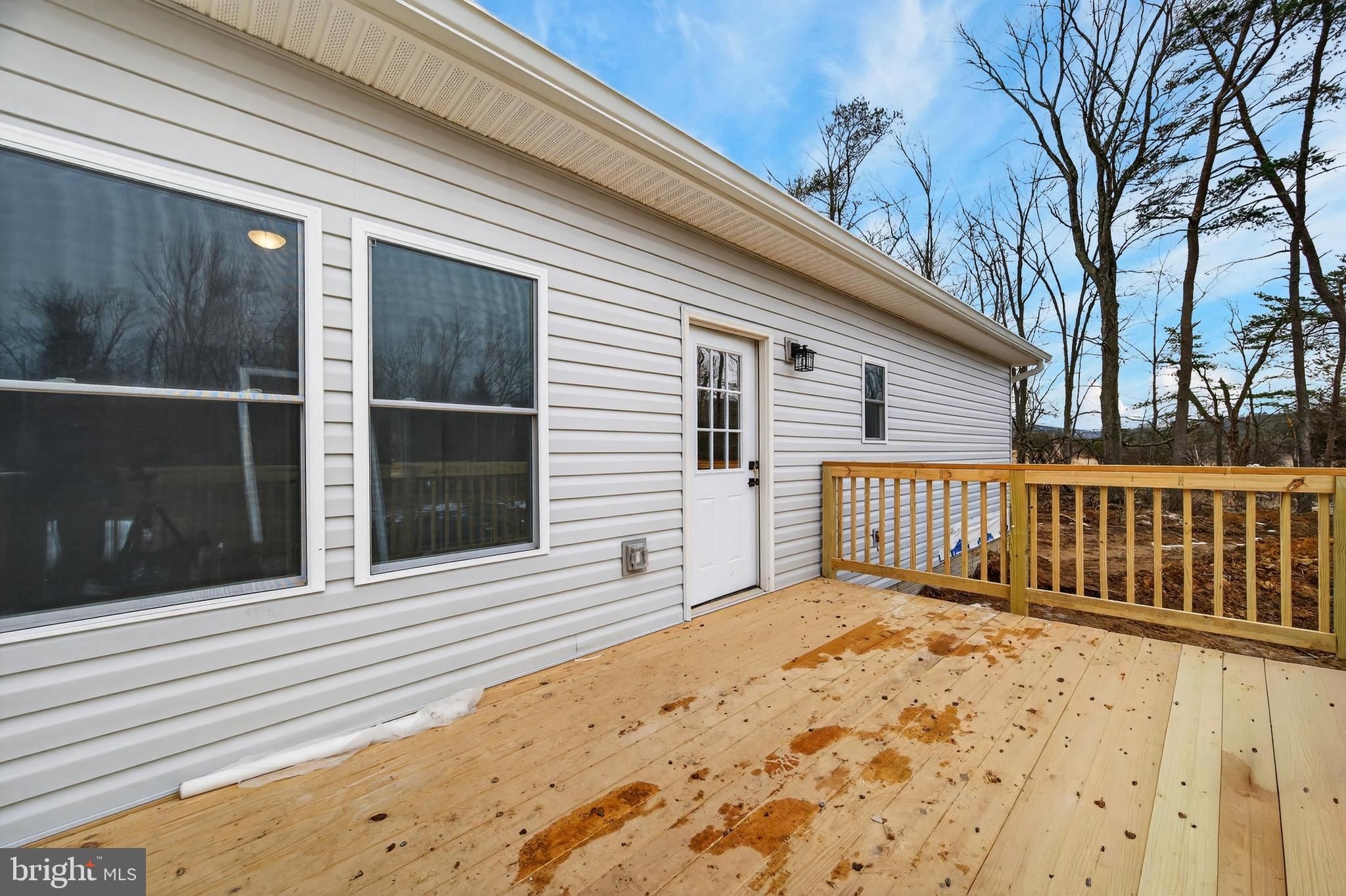 STAGECOACH STOP @ CAPON BRIDGE - Residential