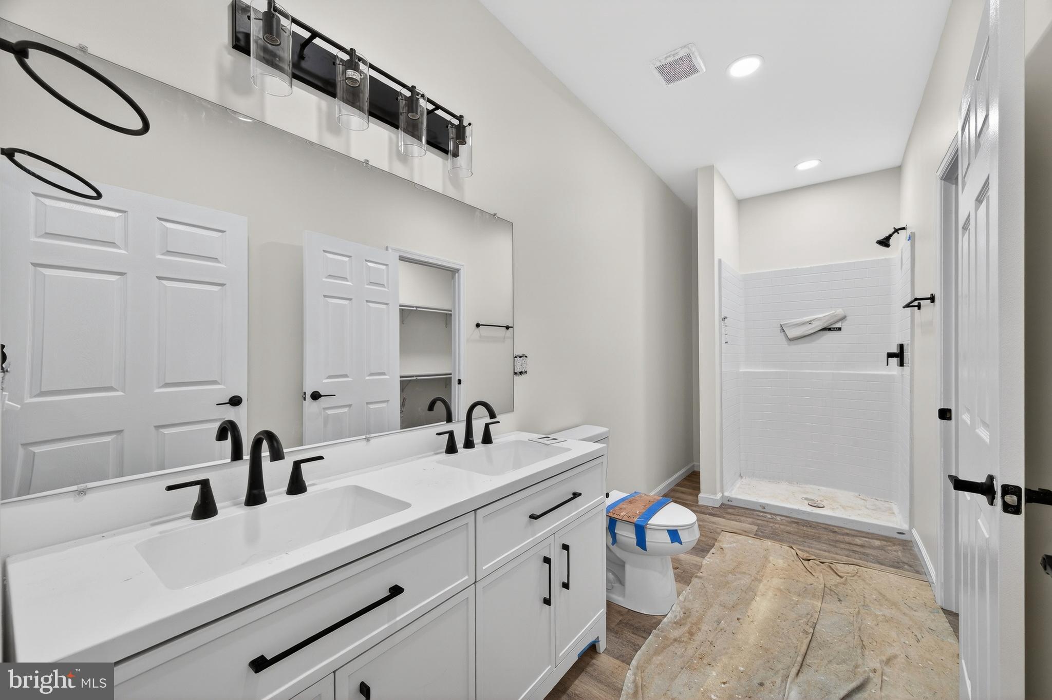 STAGECOACH STOP @ CAPON BRIDGE - Residential