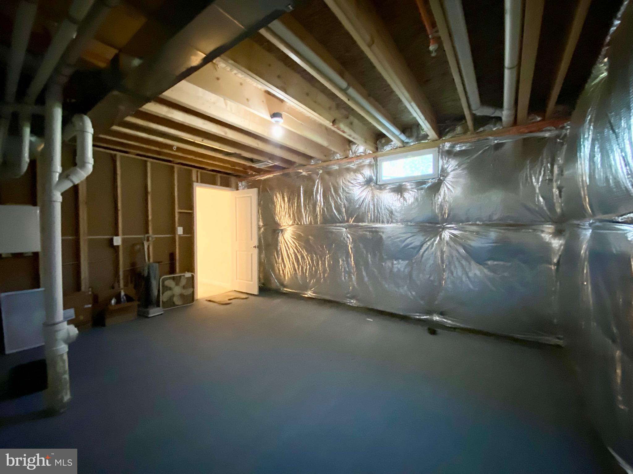 FIELDS AT ROCK GLENN - Residential Lease