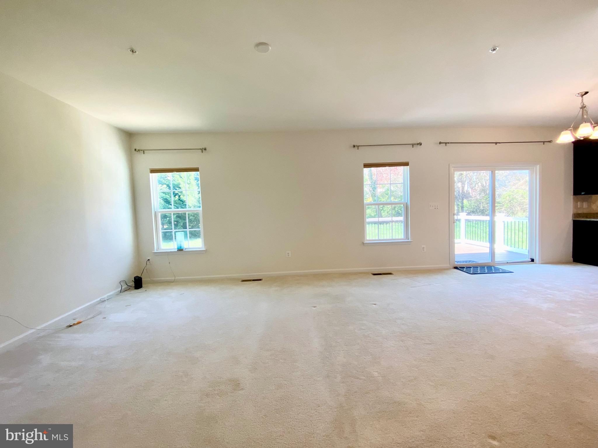 FIELDS AT ROCK GLENN - Residential Lease