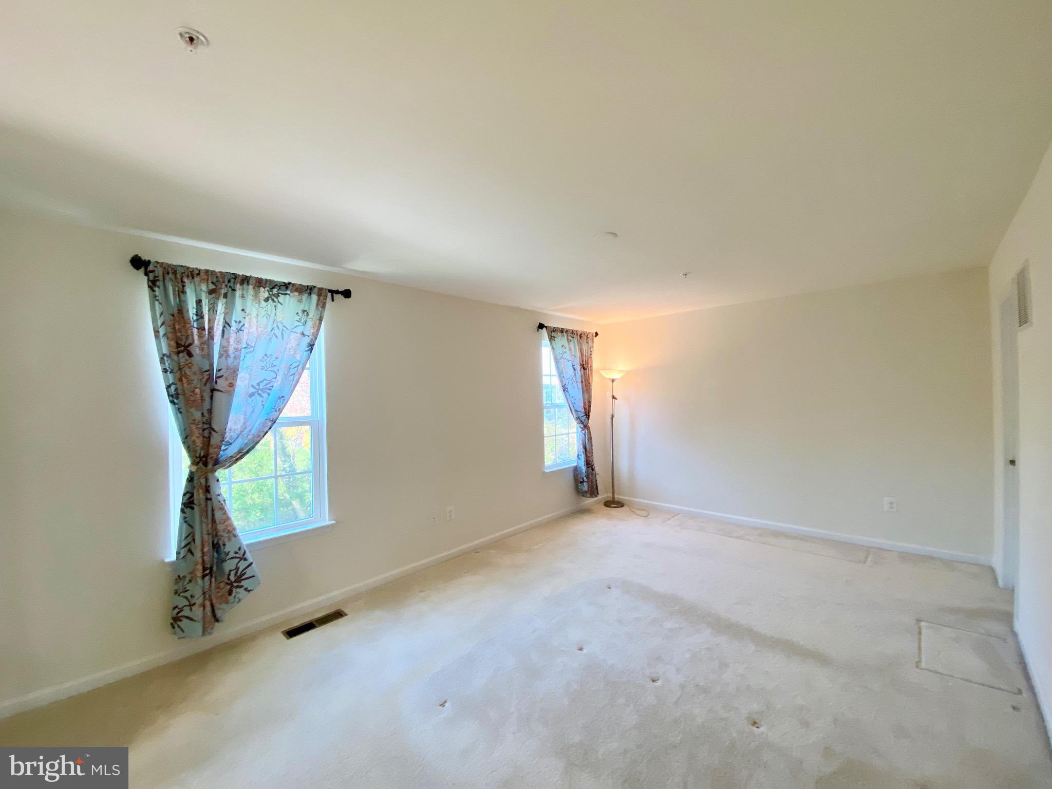 FIELDS AT ROCK GLENN - Residential Lease