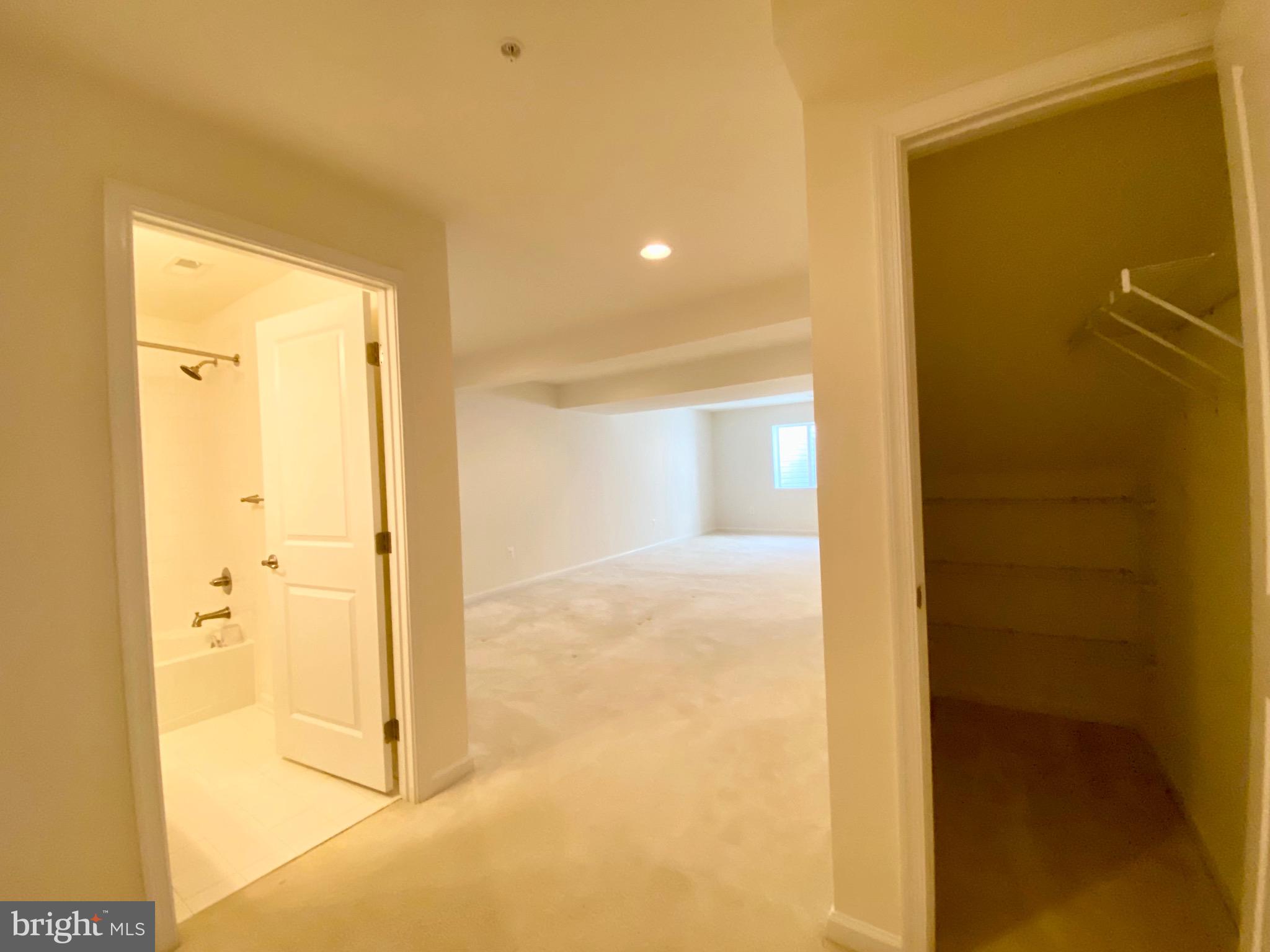 FIELDS AT ROCK GLENN - Residential Lease