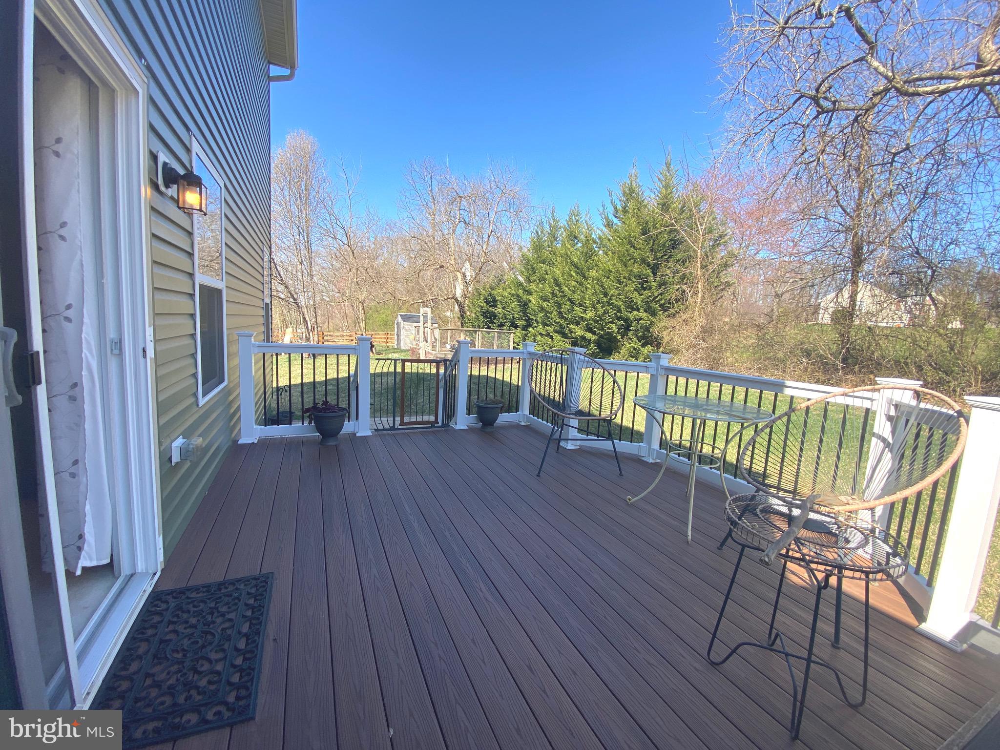 FIELDS AT ROCK GLENN - Residential Lease