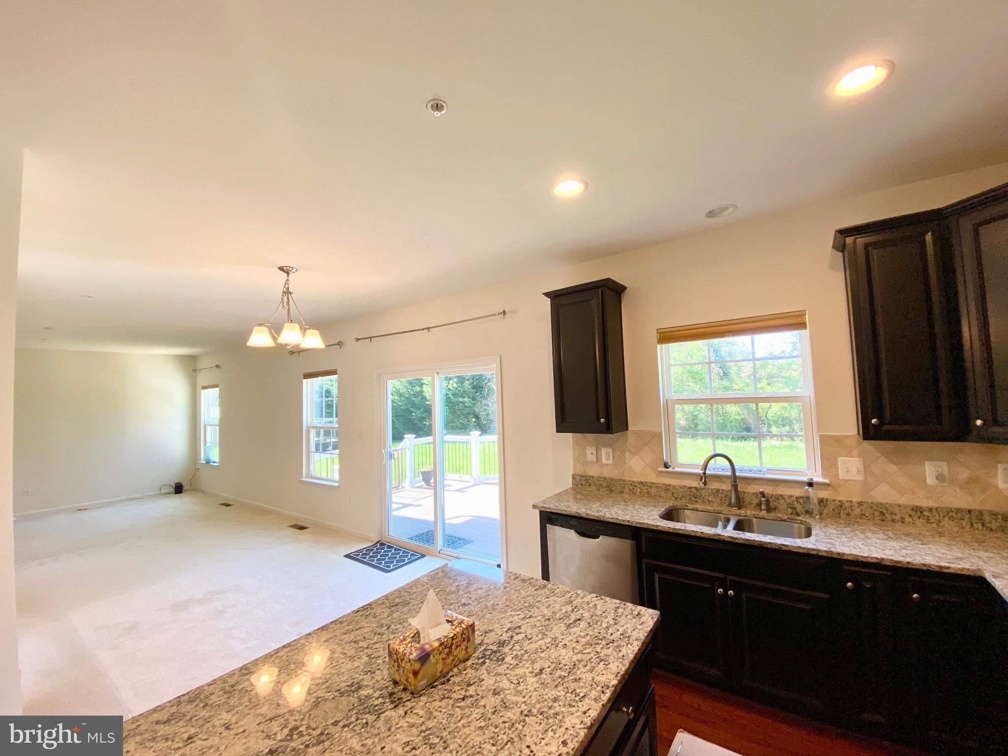 FIELDS AT ROCK GLENN - Residential Lease