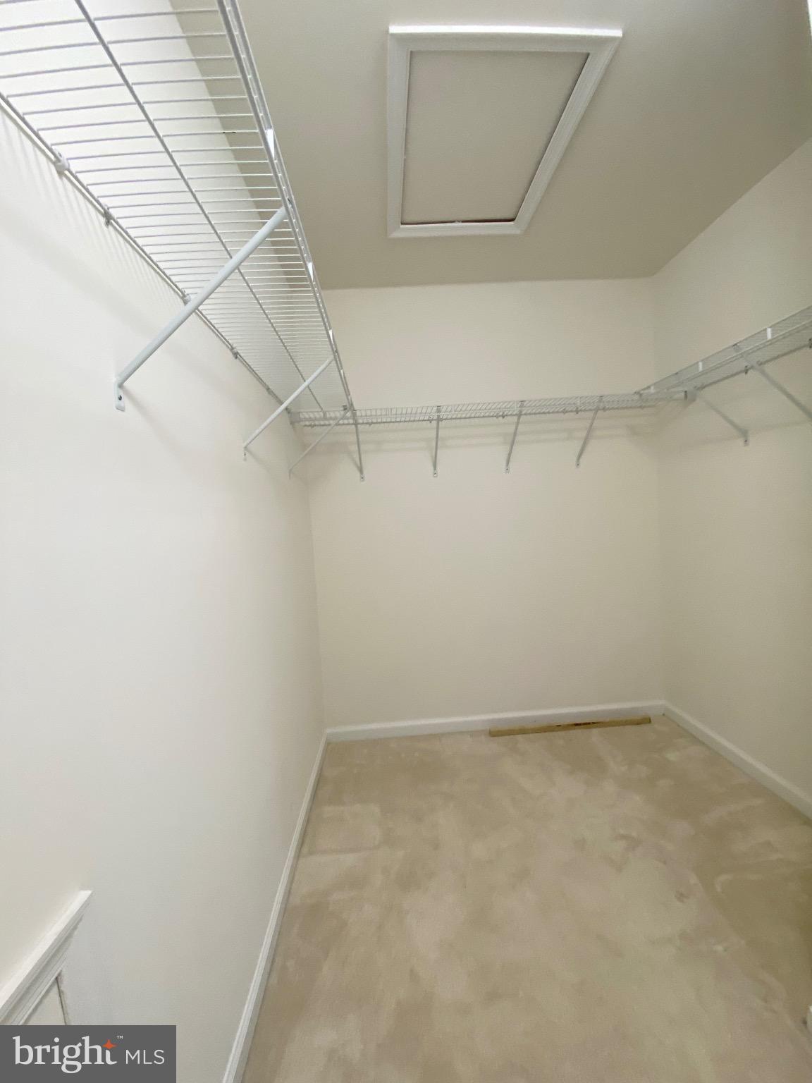 FIELDS AT ROCK GLENN - Residential Lease