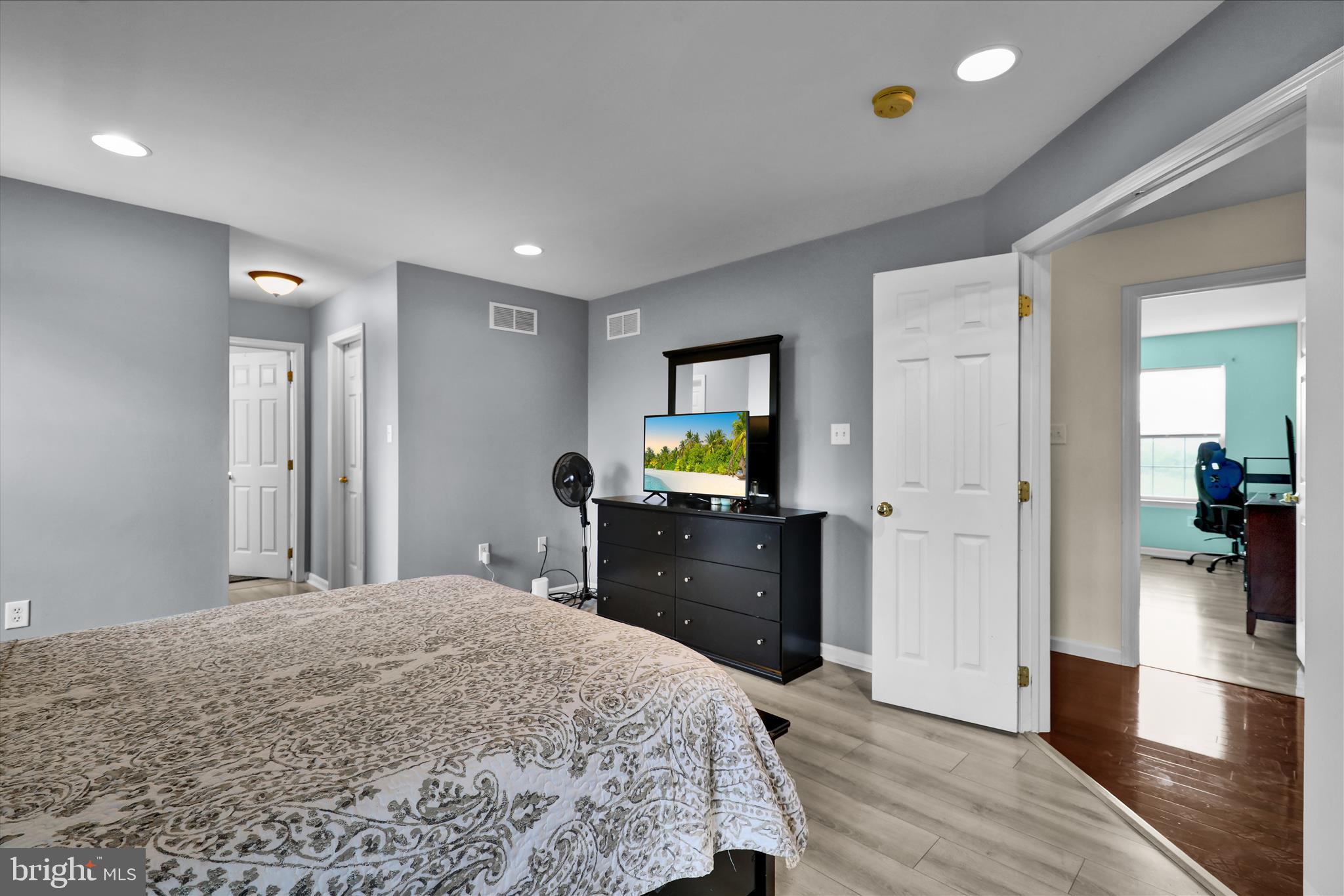 WHEATFIELD RUN - Residential