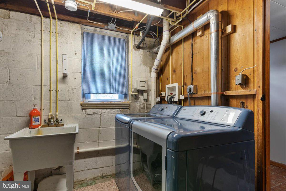 BROOKLYN PARK - Residential