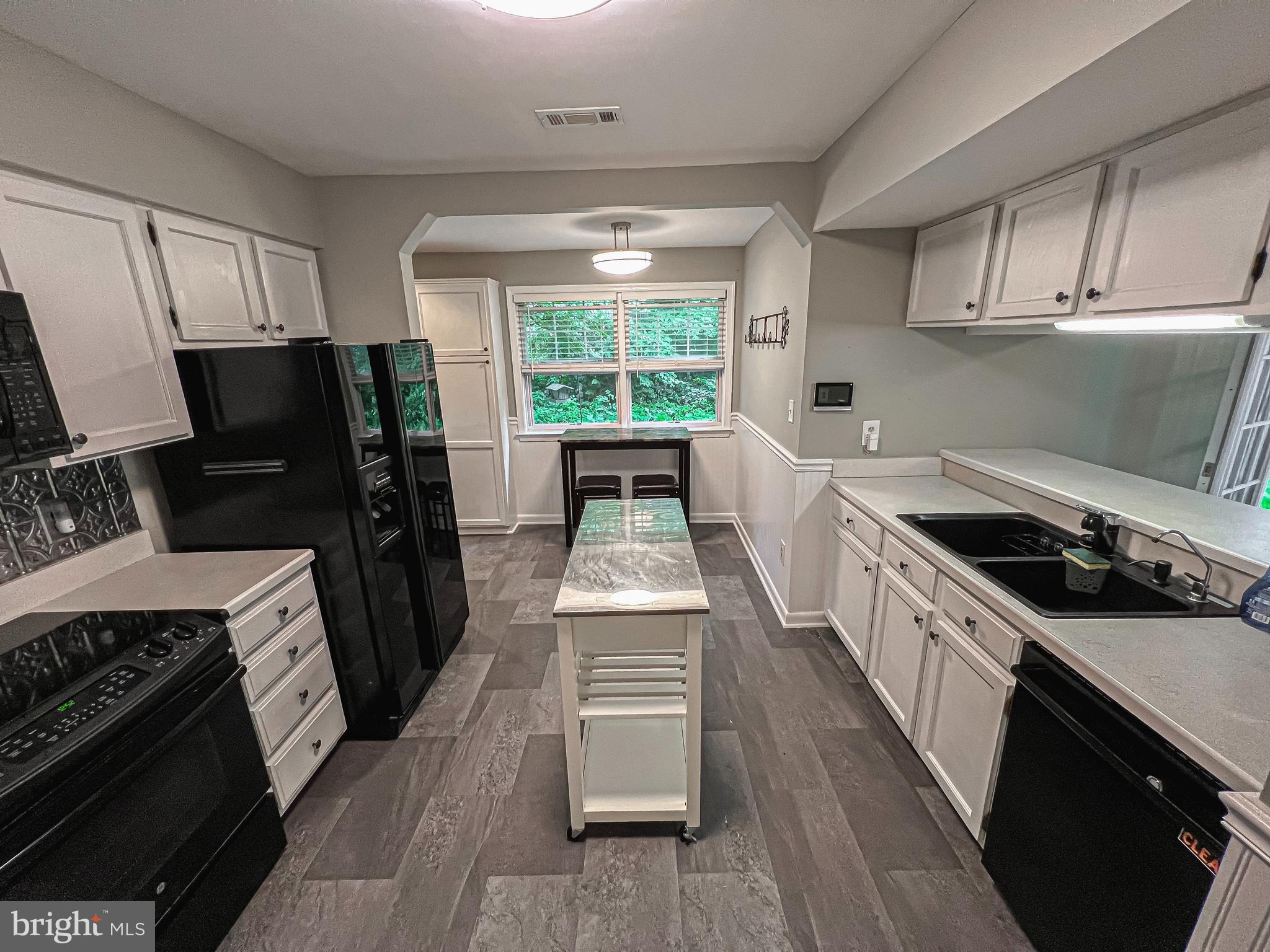 FRANKLIN FARM - Residential Lease