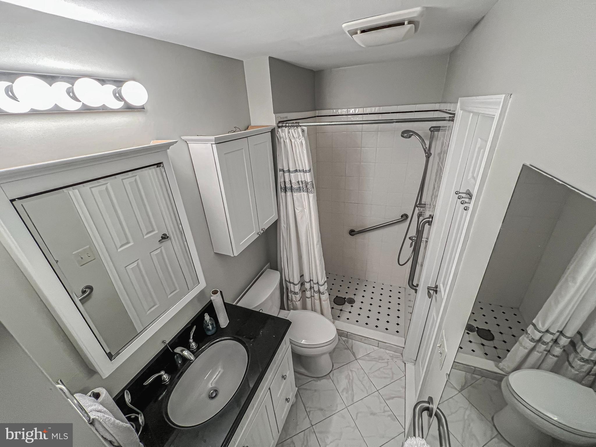 FRANKLIN FARM - Residential Lease