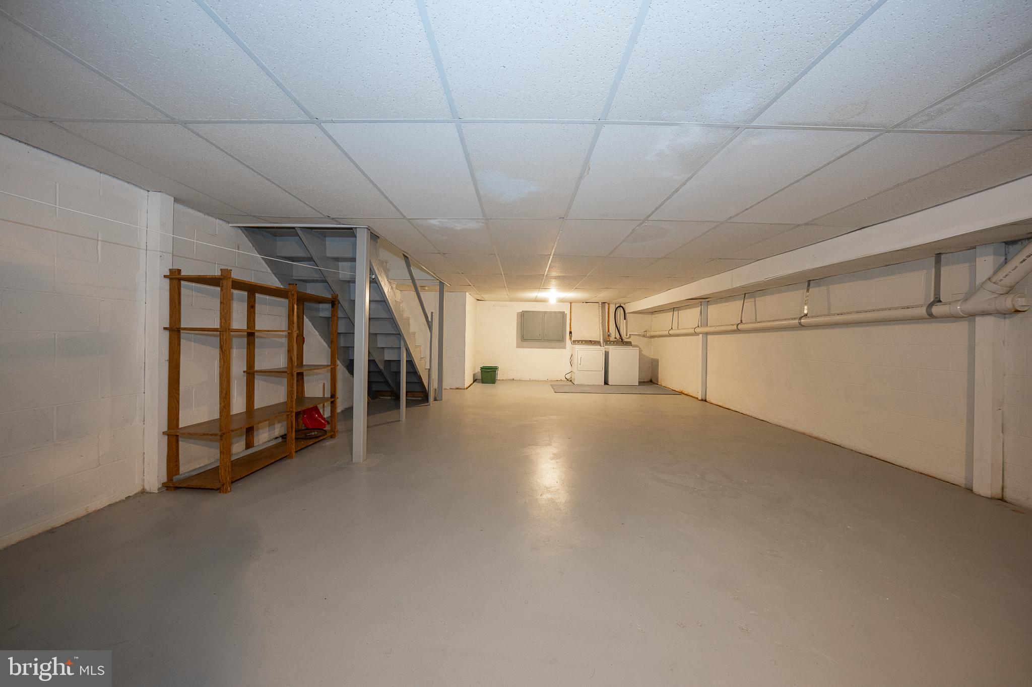 GOSHEN COMMONS - Residential Lease