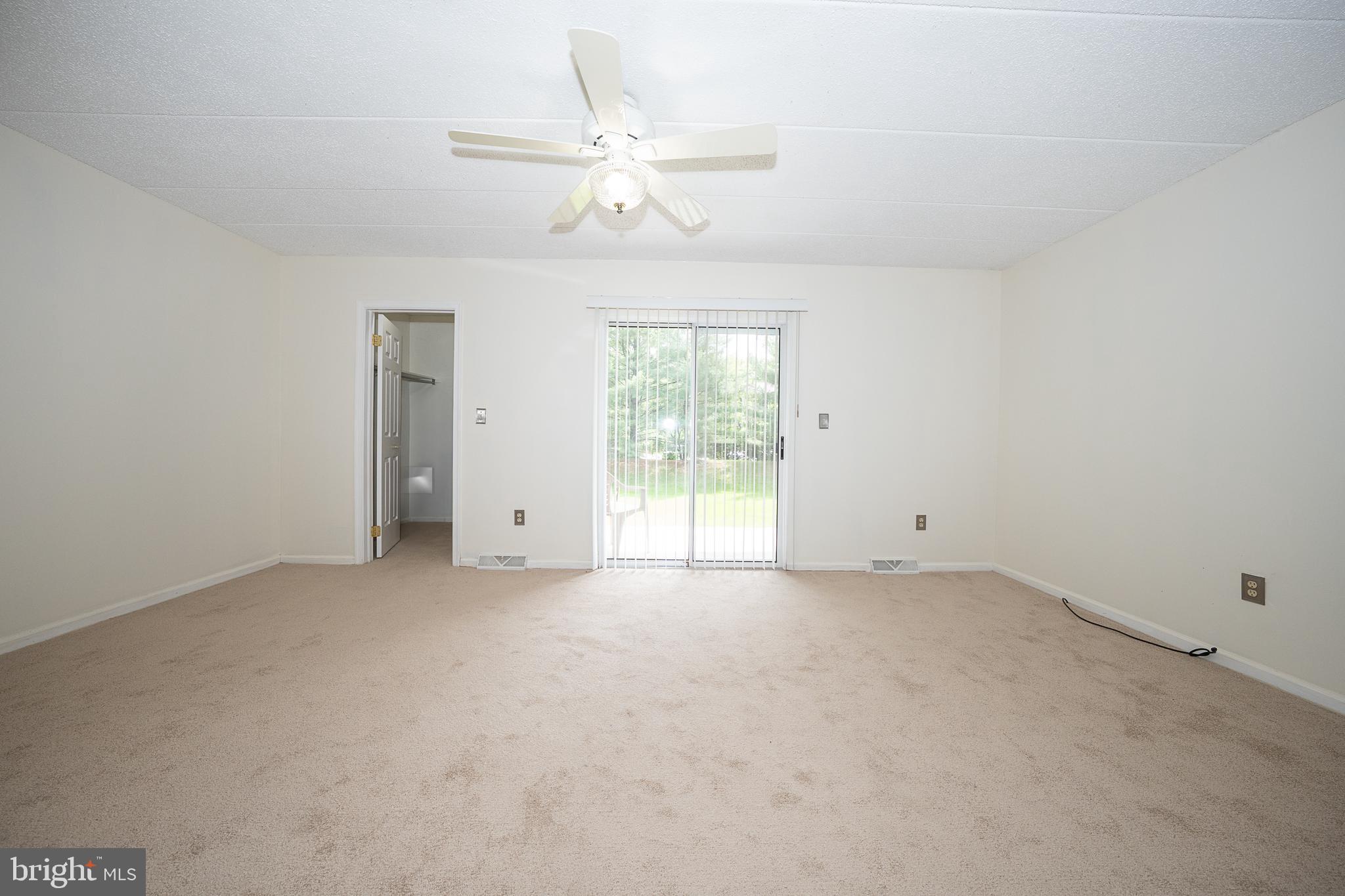 GOSHEN COMMONS - Residential Lease