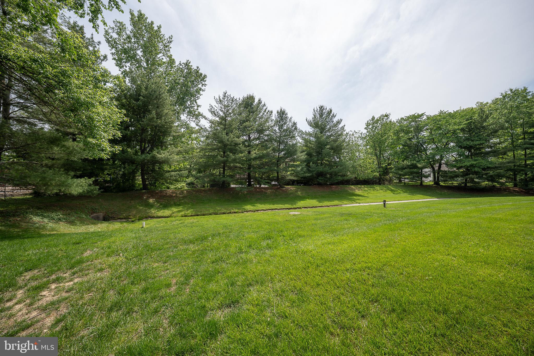 GOSHEN COMMONS - Residential Lease