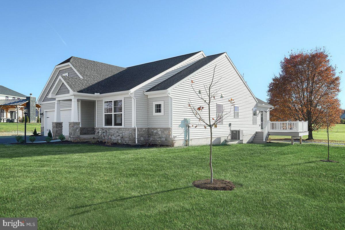 STONEHENGE - Residential