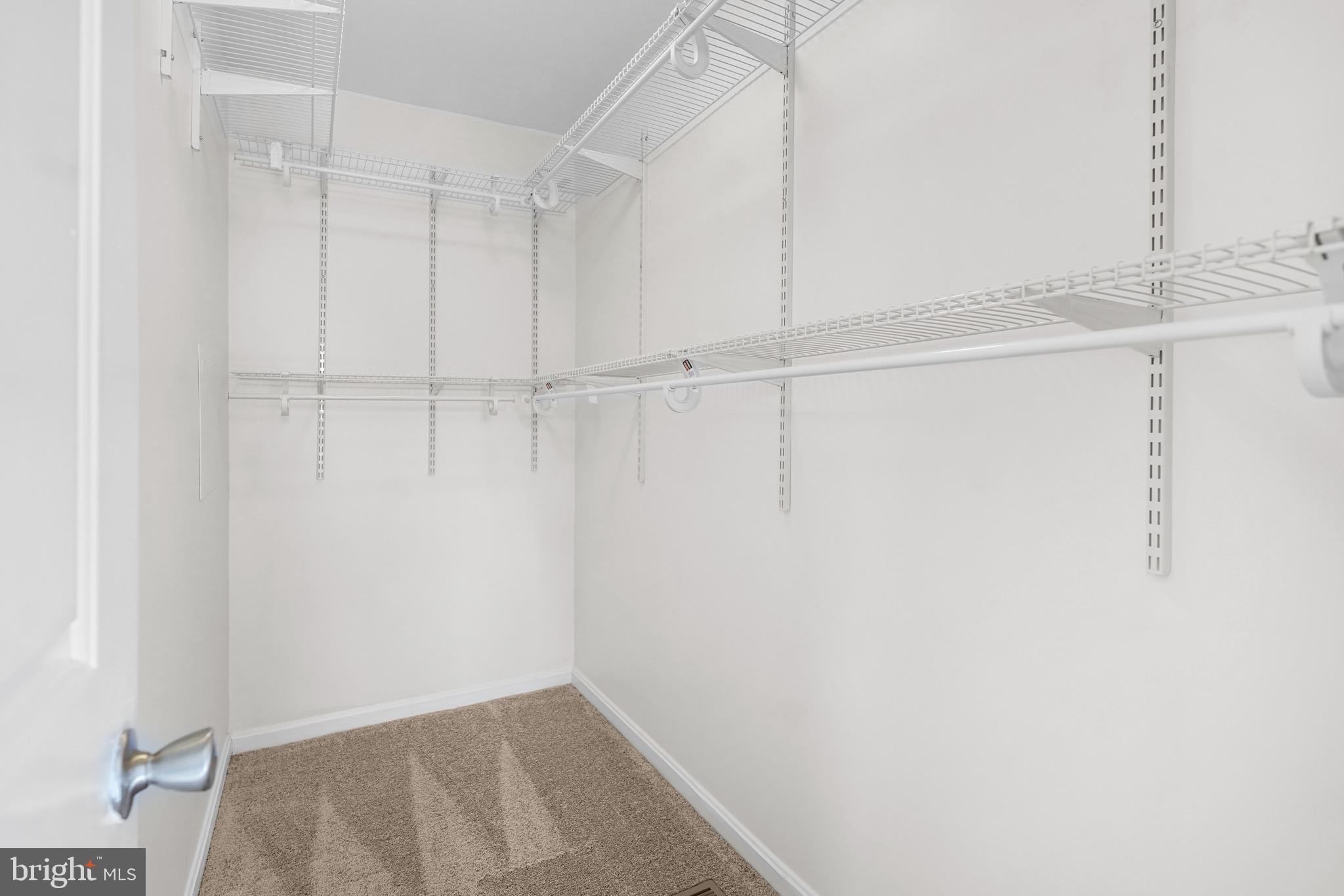 GREEKTOWN - Residential