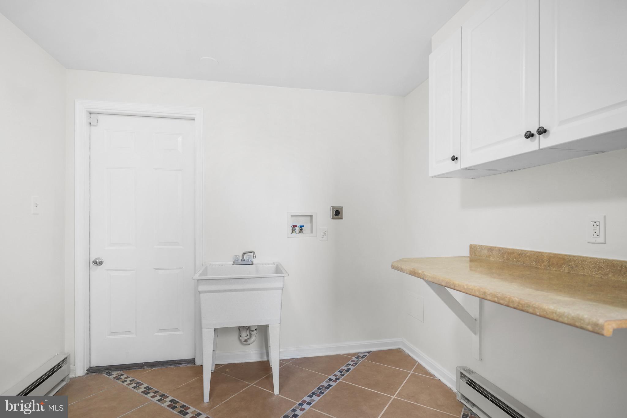 GREEKTOWN - Residential