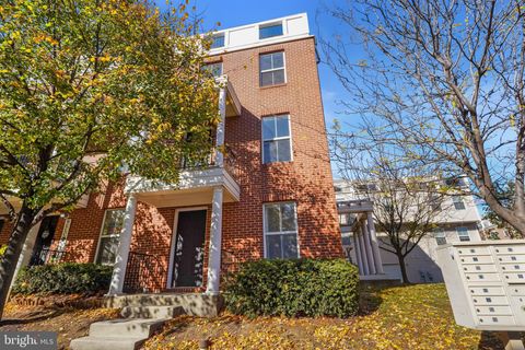 4630 DILLON STREET BALTIMORE MD 21224