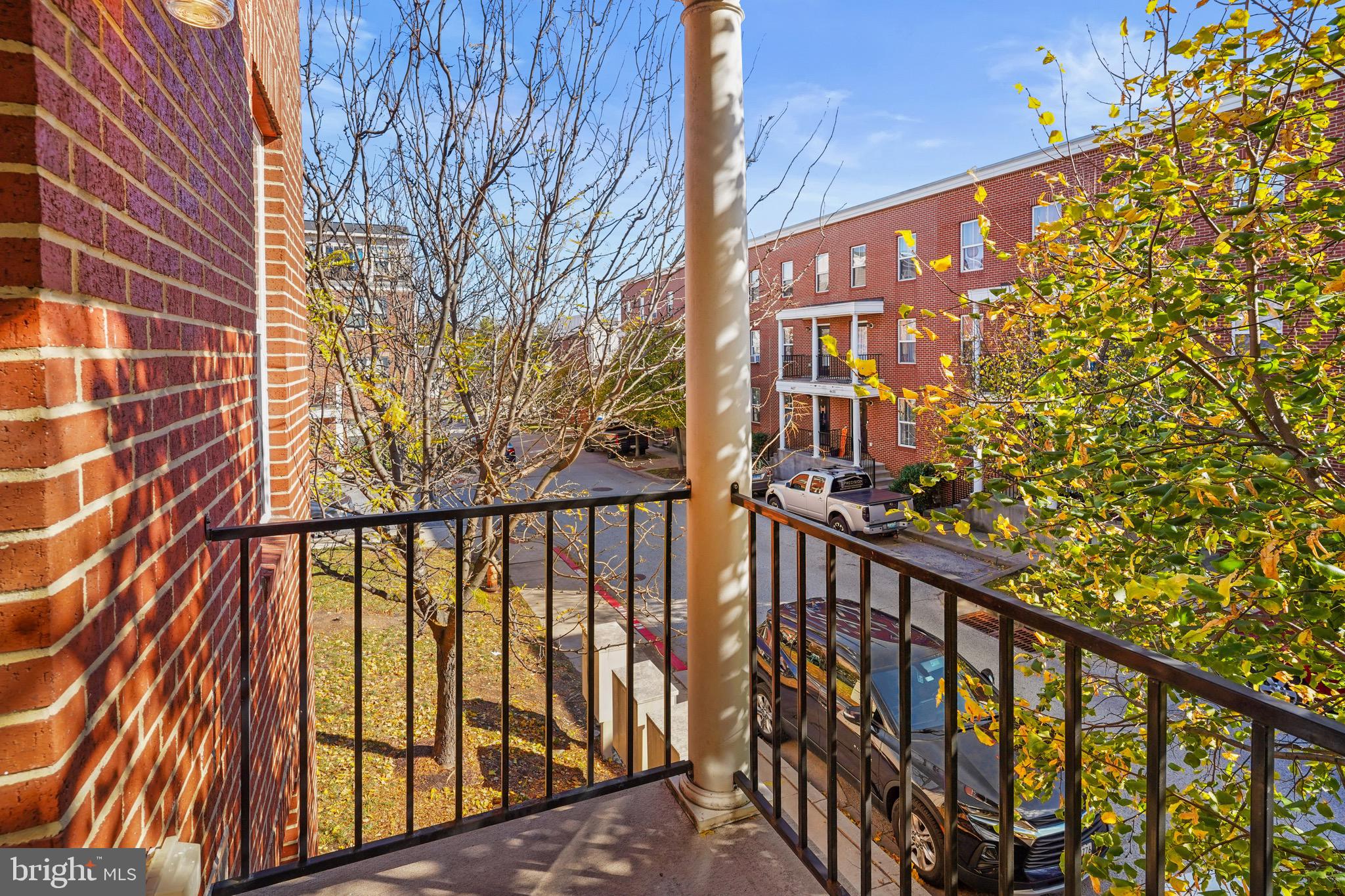 GREEKTOWN - Residential