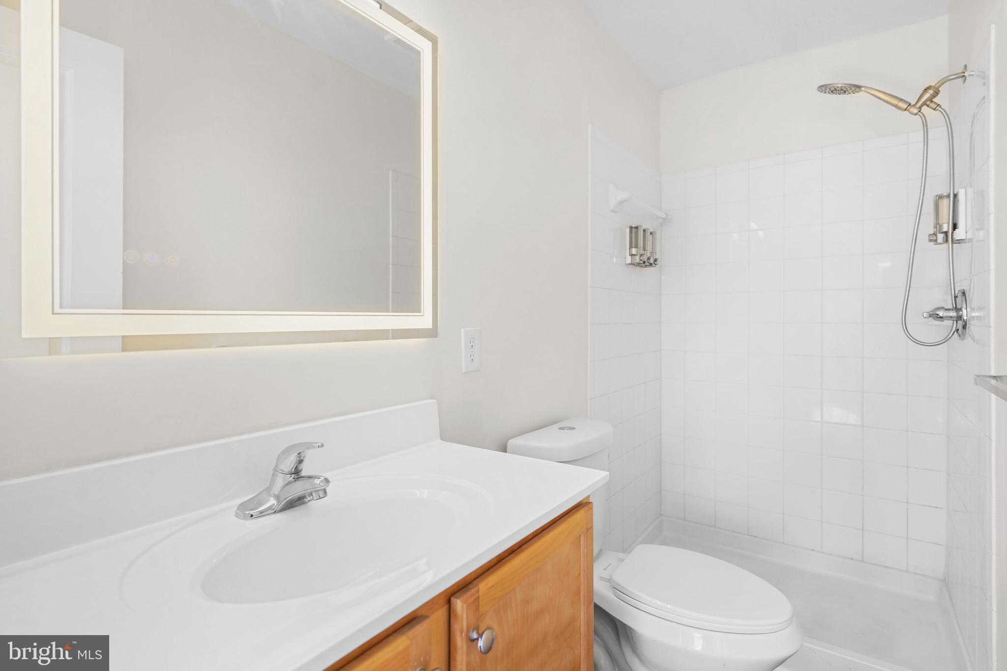 GREEKTOWN - Residential