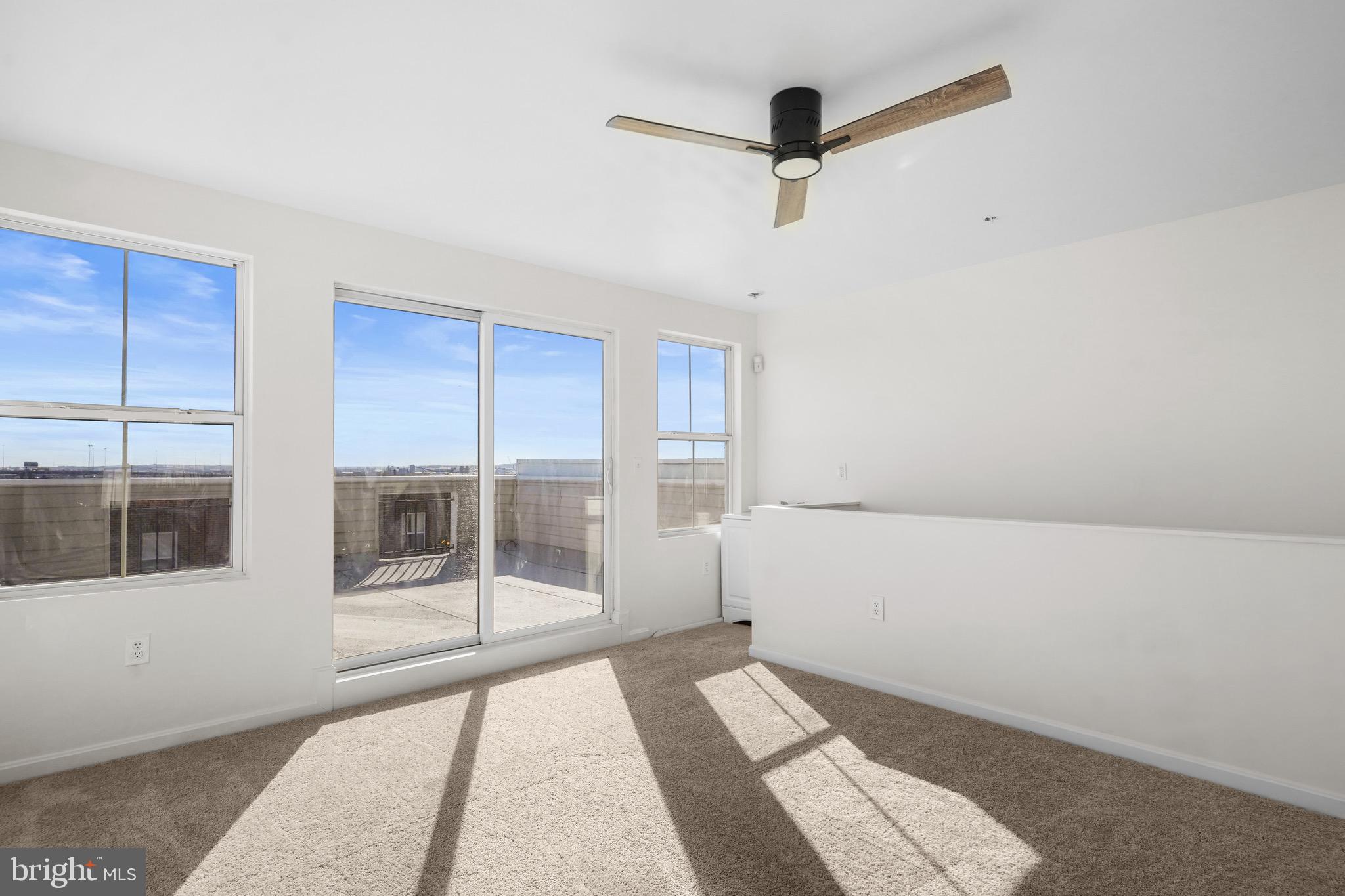 GREEKTOWN - Residential