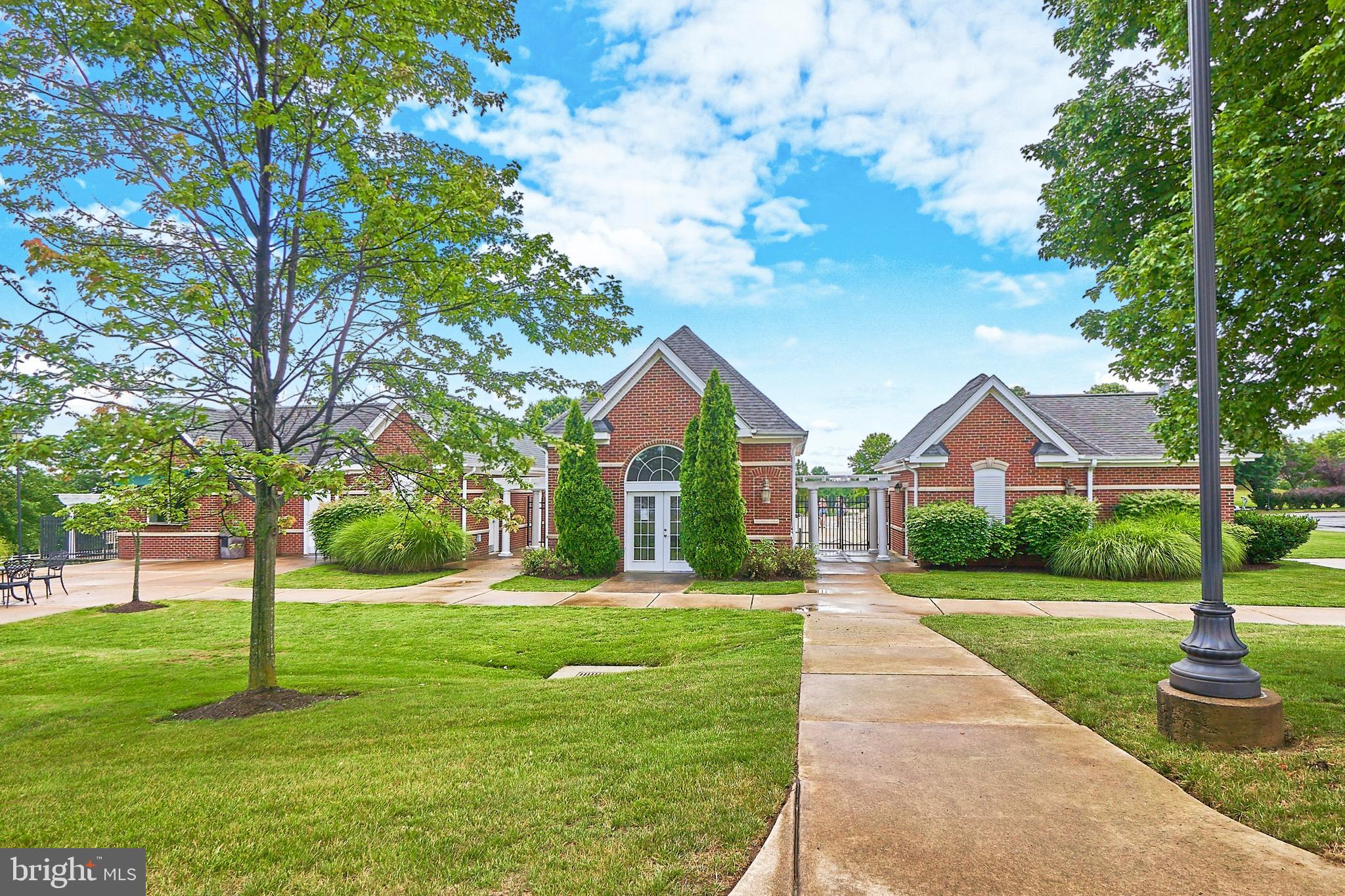 CHASE AT BELMONT COUNTRY - Residential