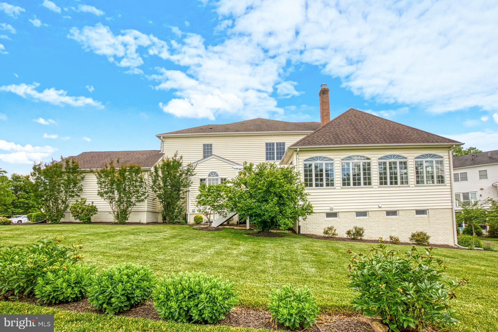 CHASE AT BELMONT COUNTRY - Residential