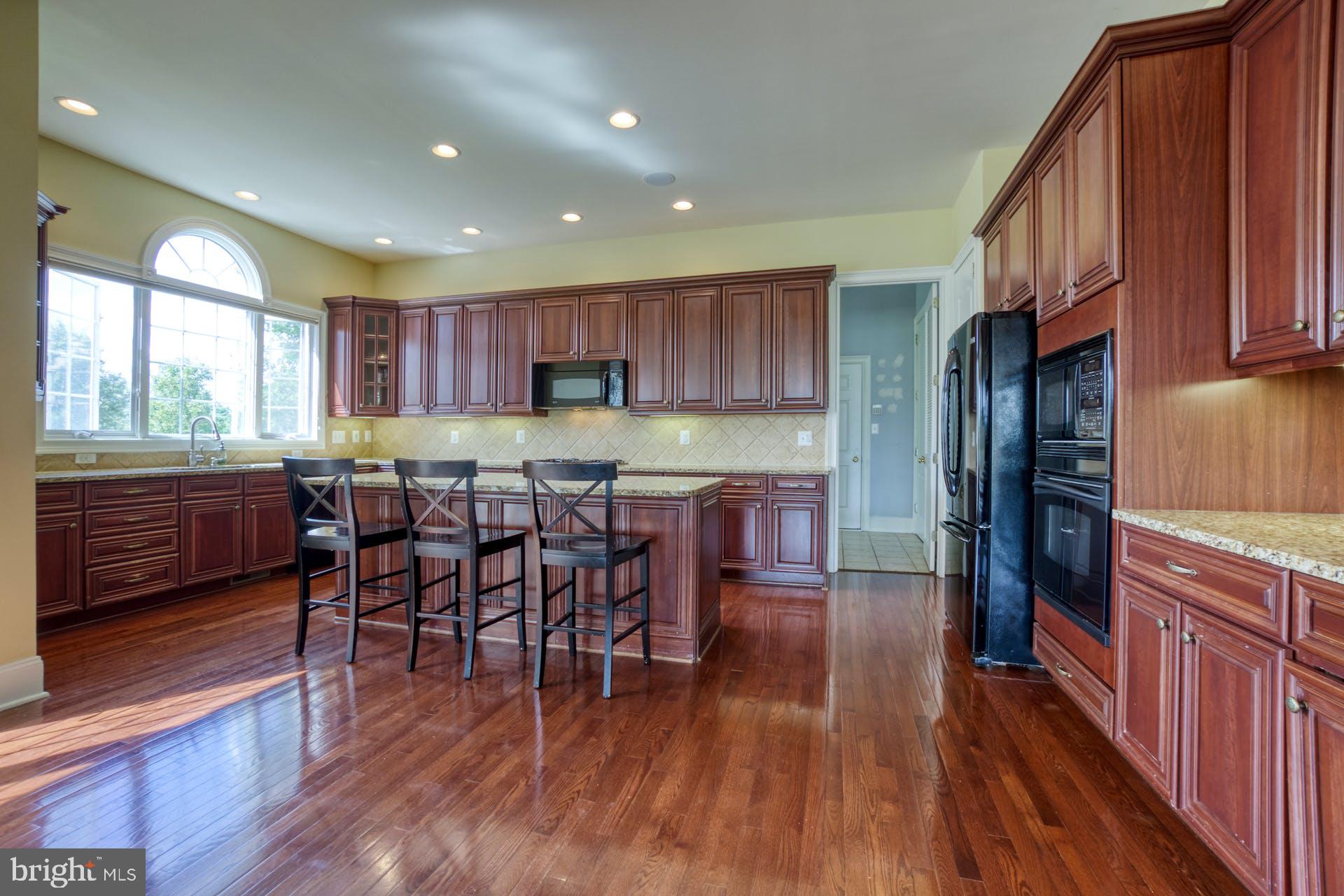 CHASE AT BELMONT COUNTRY - Residential