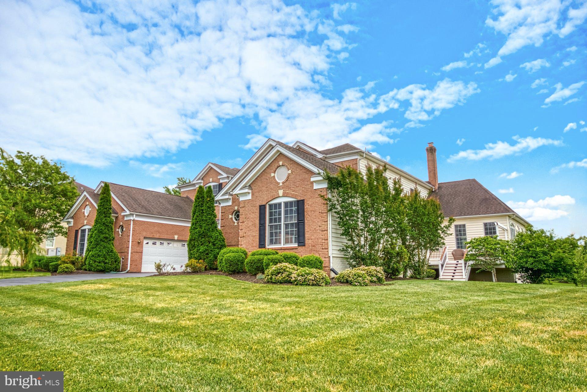 CHASE AT BELMONT COUNTRY - Residential