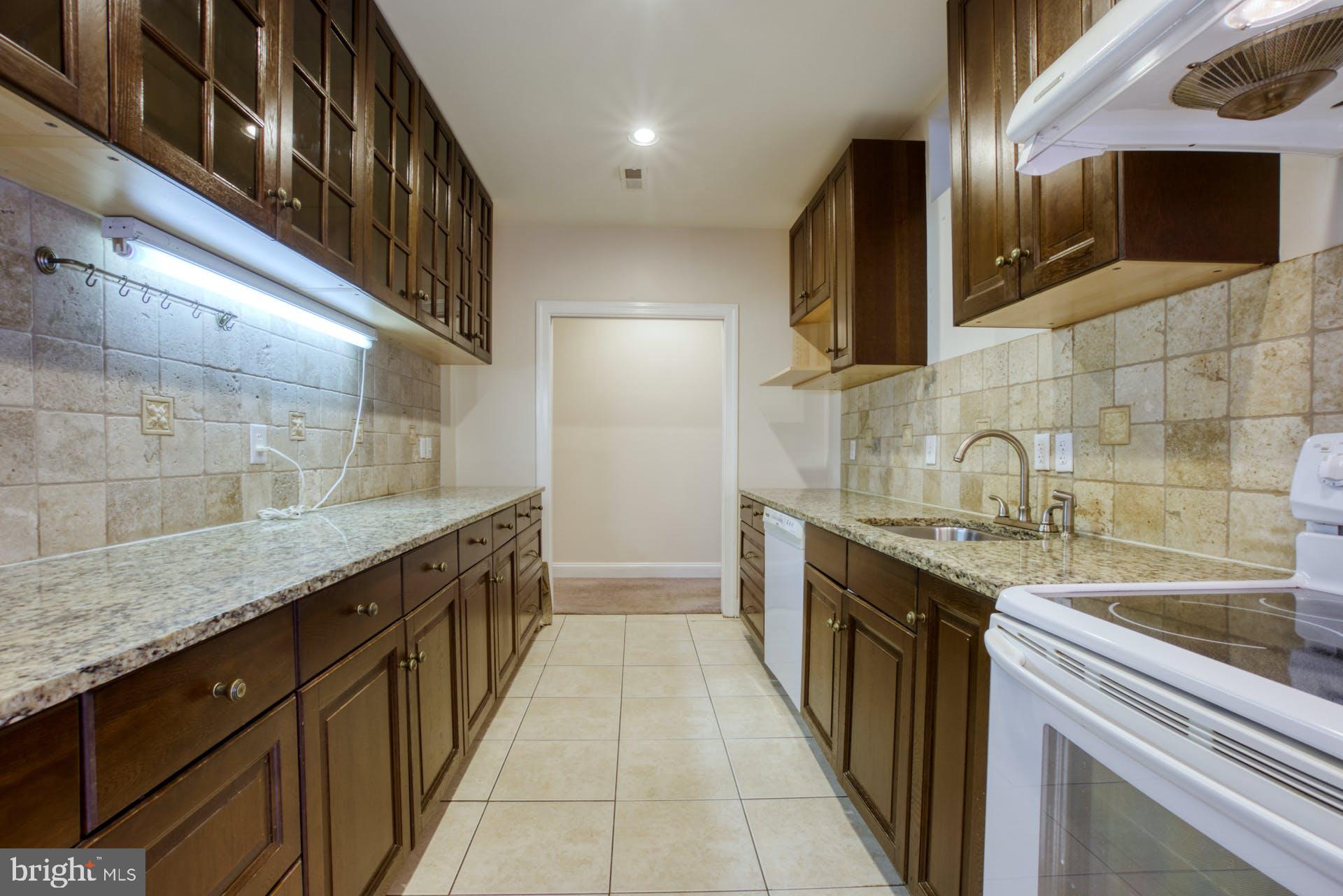 CHASE AT BELMONT COUNTRY - Residential