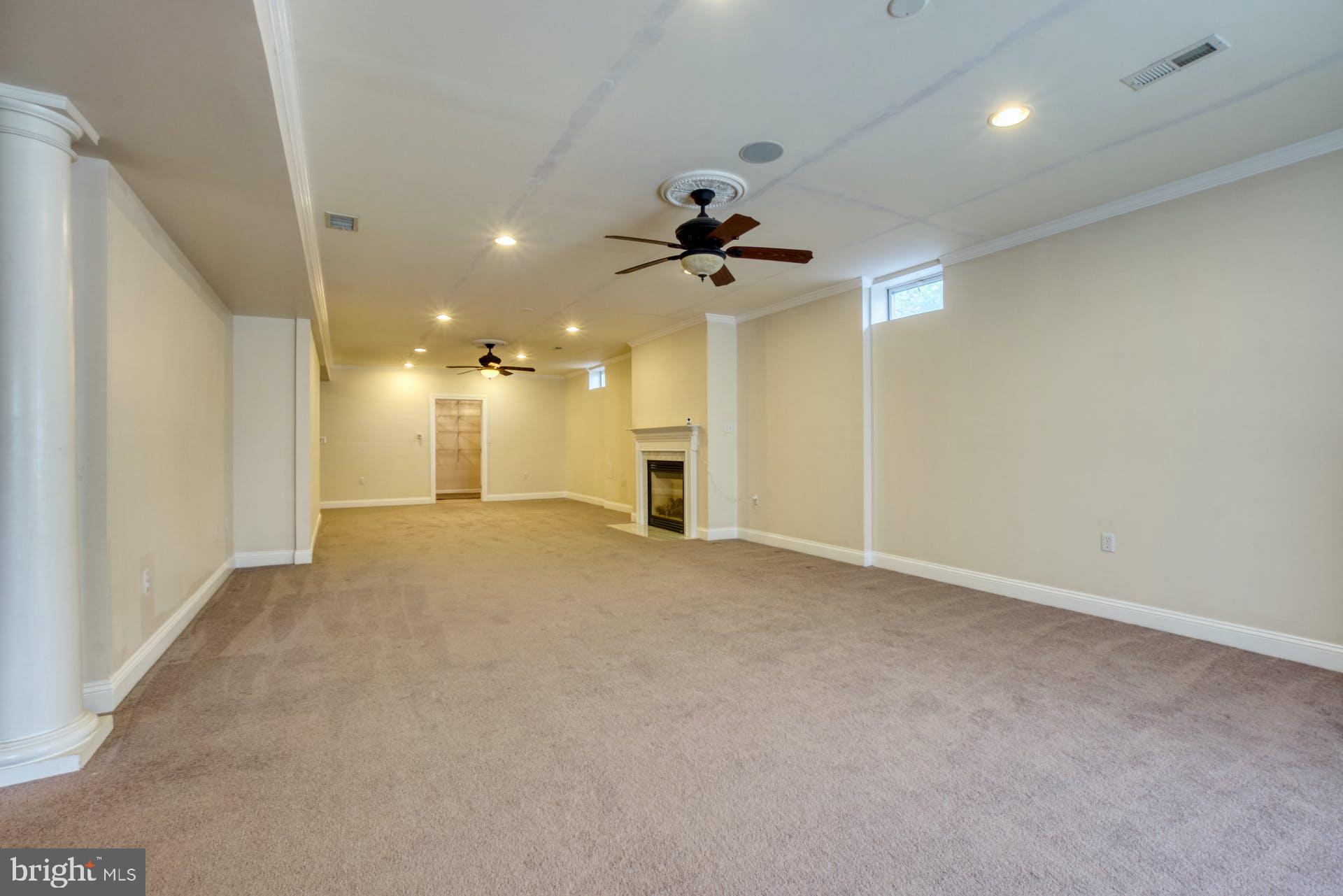 CHASE AT BELMONT COUNTRY - Residential