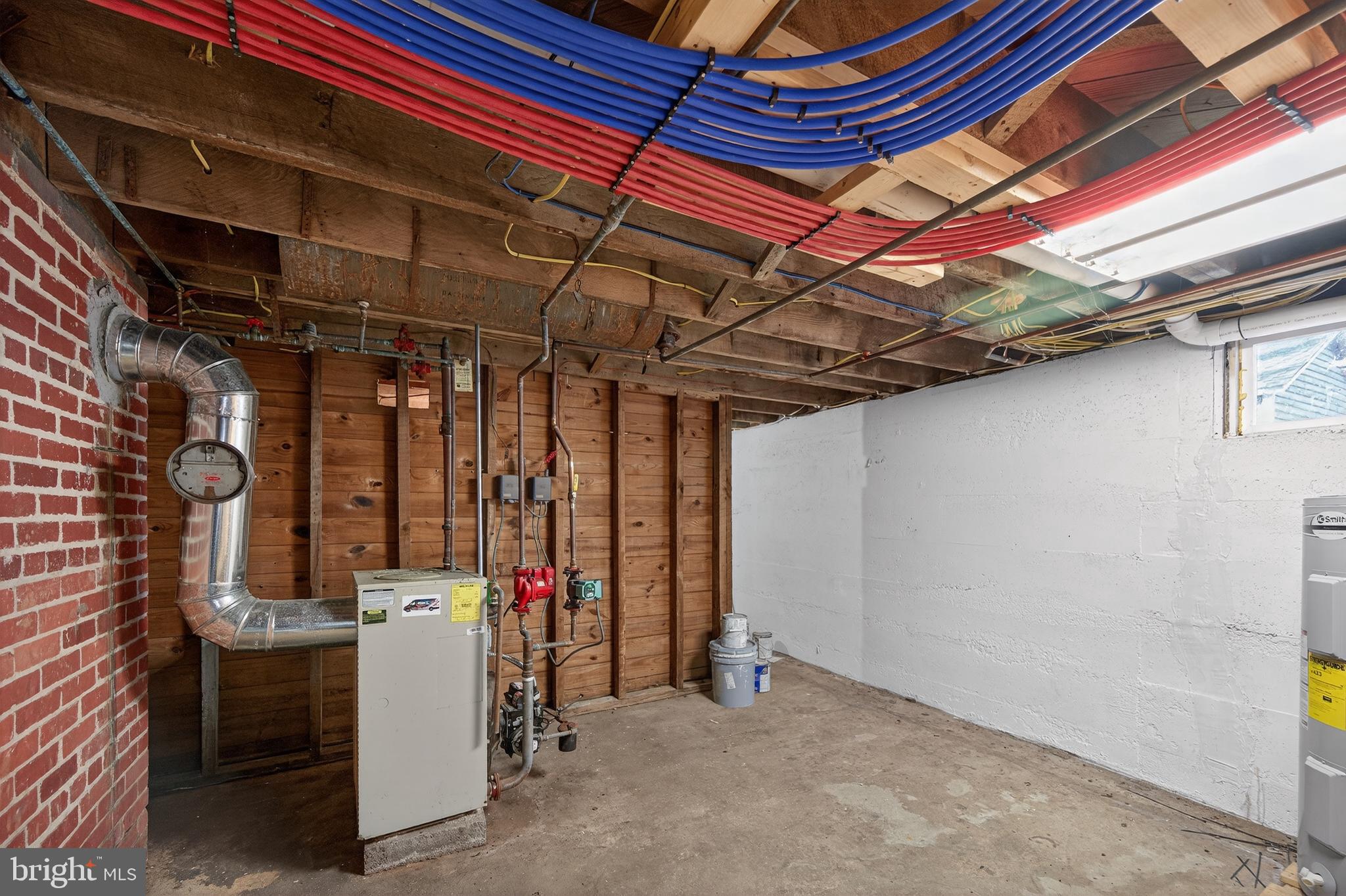 EDGEWOOD PARK - Residential