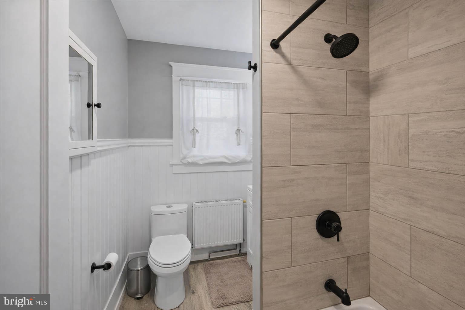 EDGEWOOD PARK - Residential