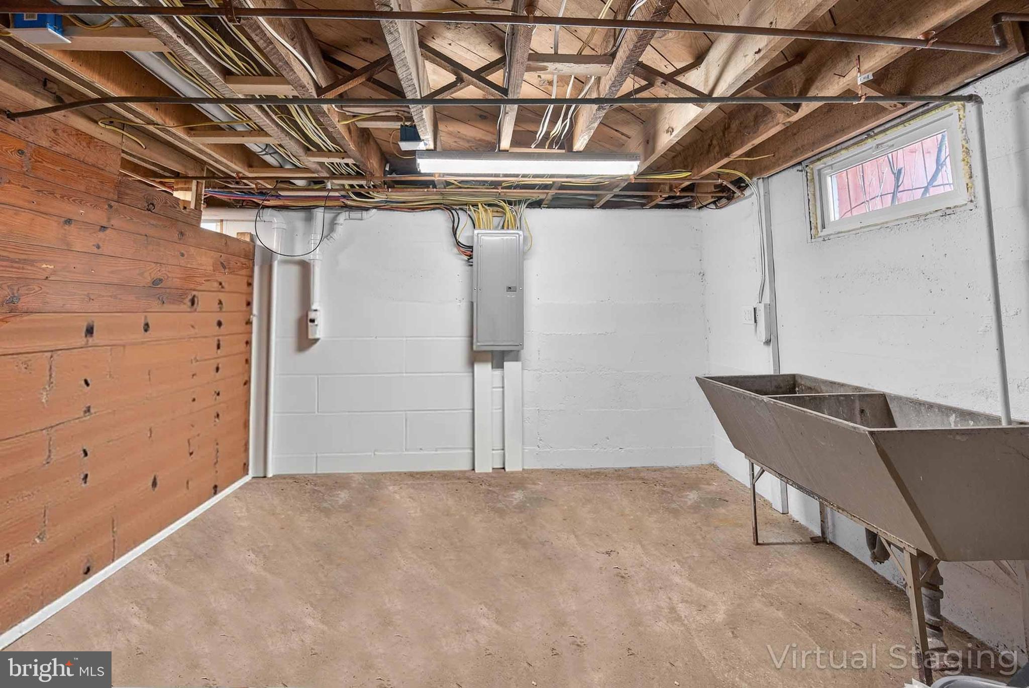 EDGEWOOD PARK - Residential