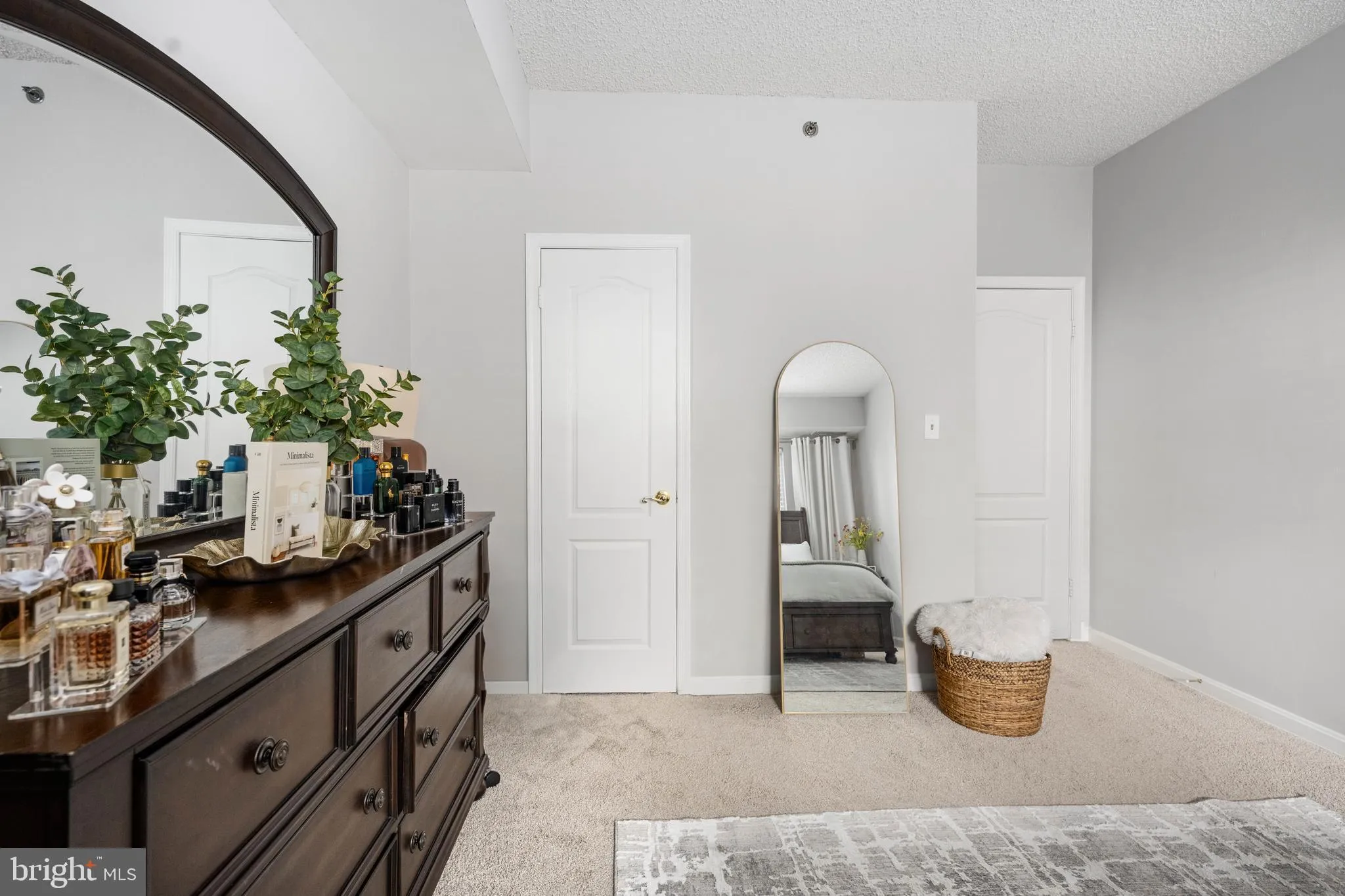 Arlington, Virginia 22202, United States, 1 Bedroom Bedrooms, ,1 BathroomBathrooms,Residential,Coming Soon,227668