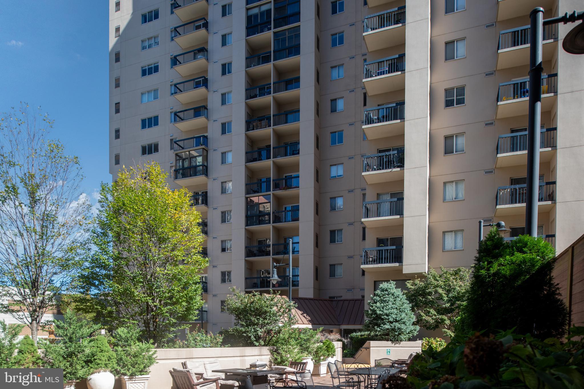 BELLA VISTA - Residential