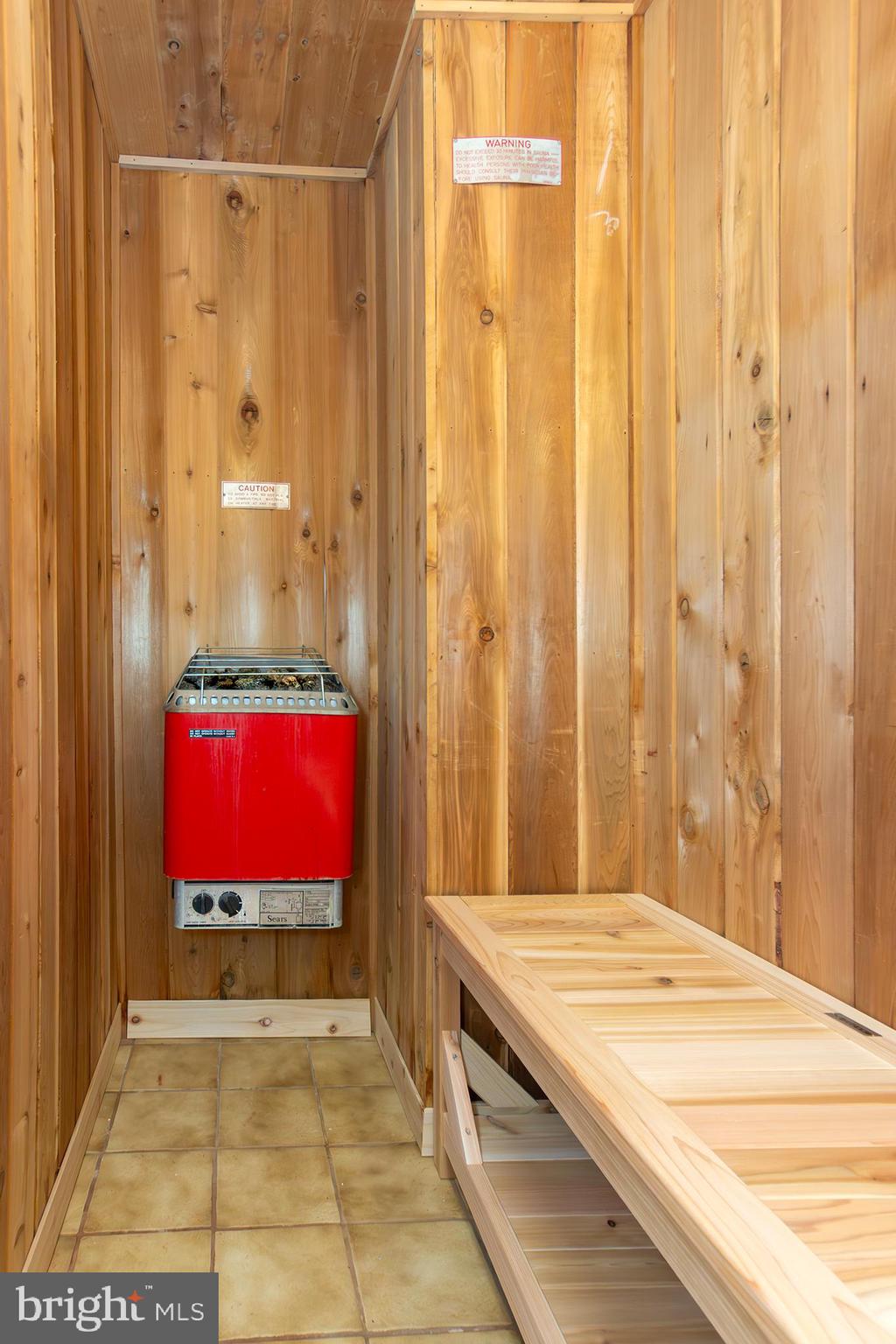 PARKTON - Residential