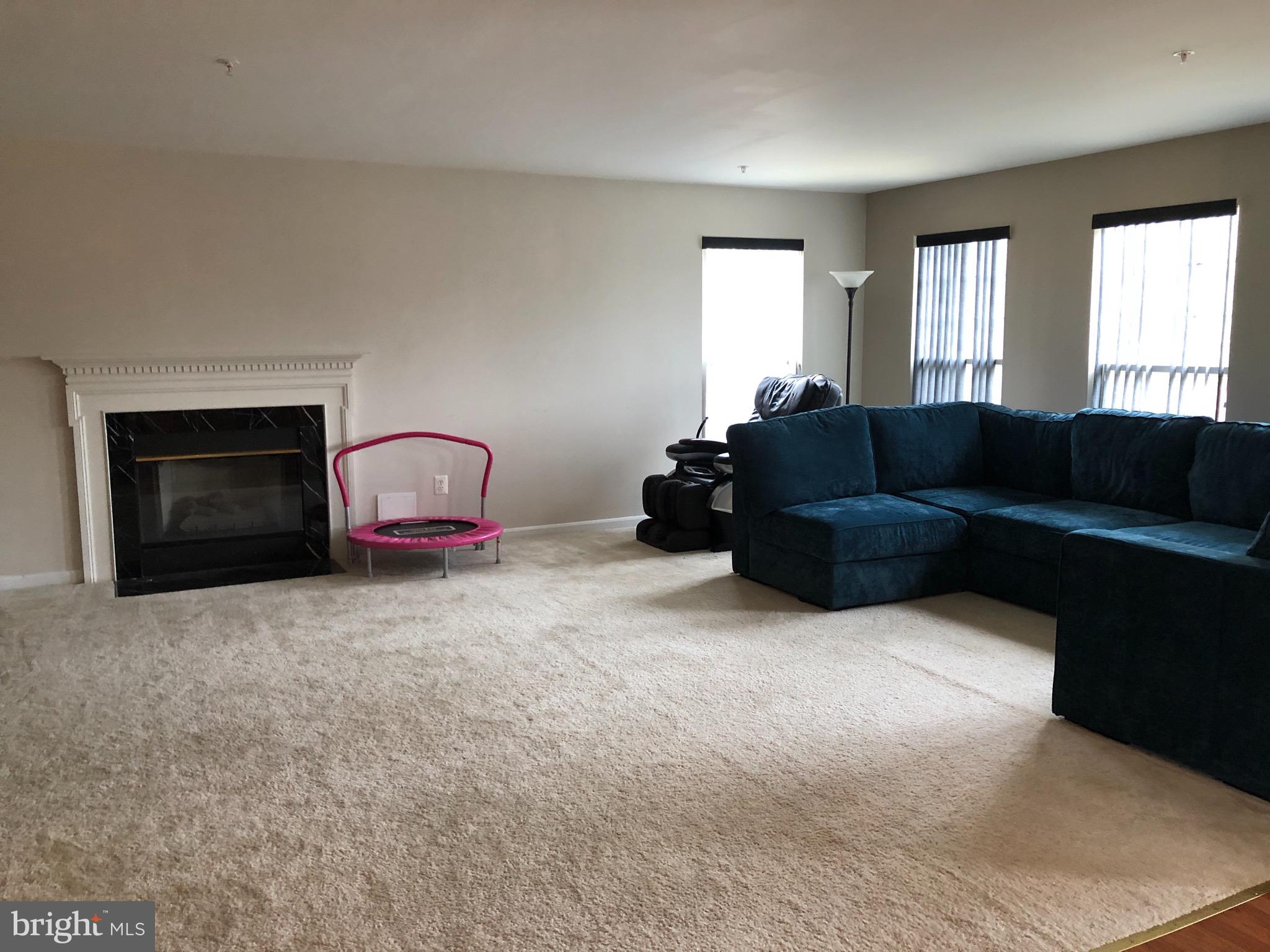 ARAGONA VILLAGE - Residential