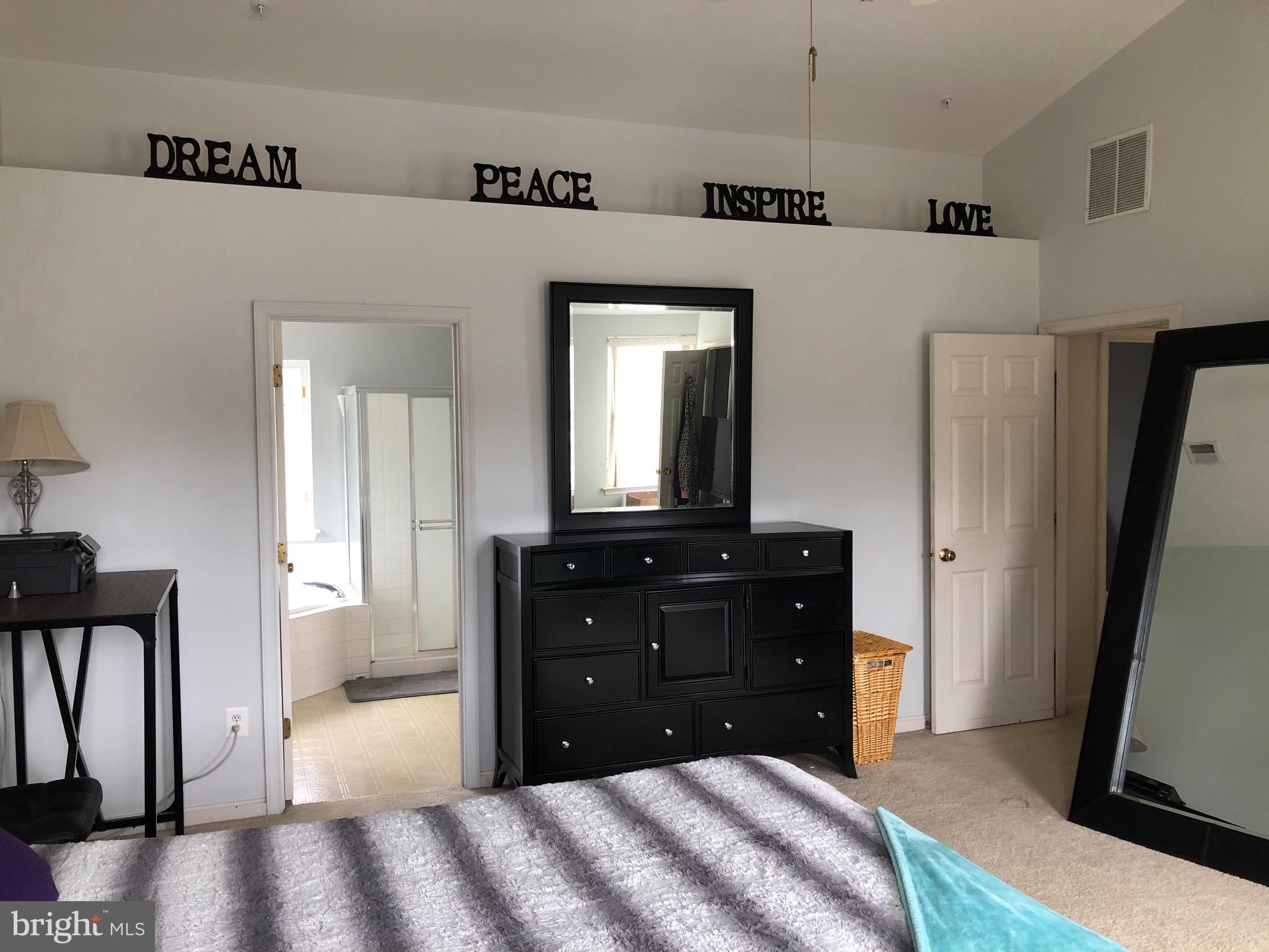 ARAGONA VILLAGE - Residential