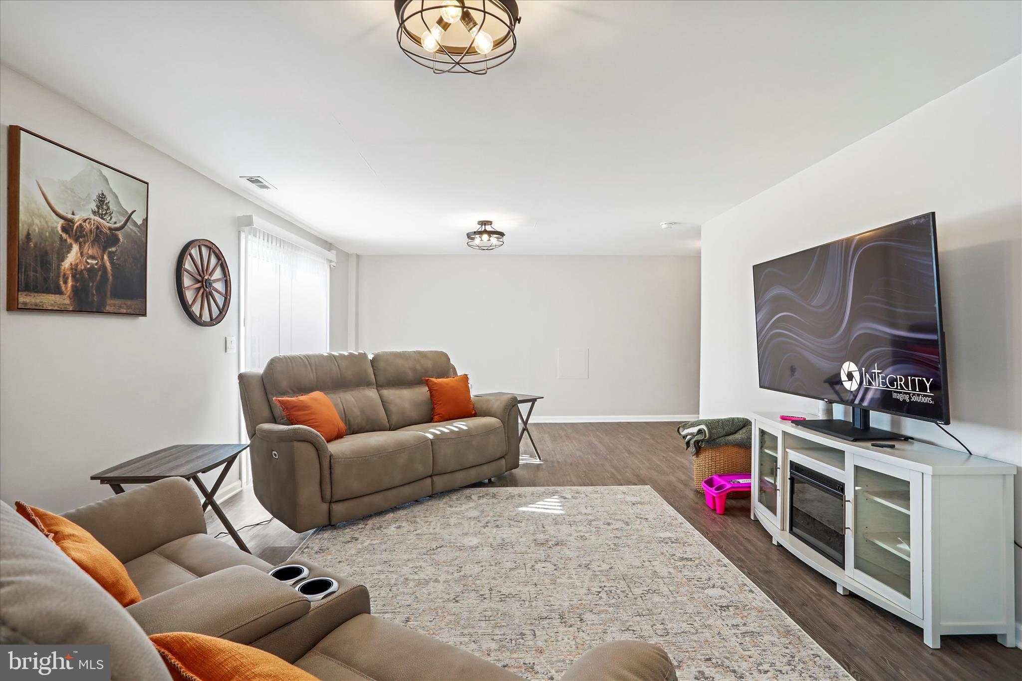 COYOTE RUN - Residential