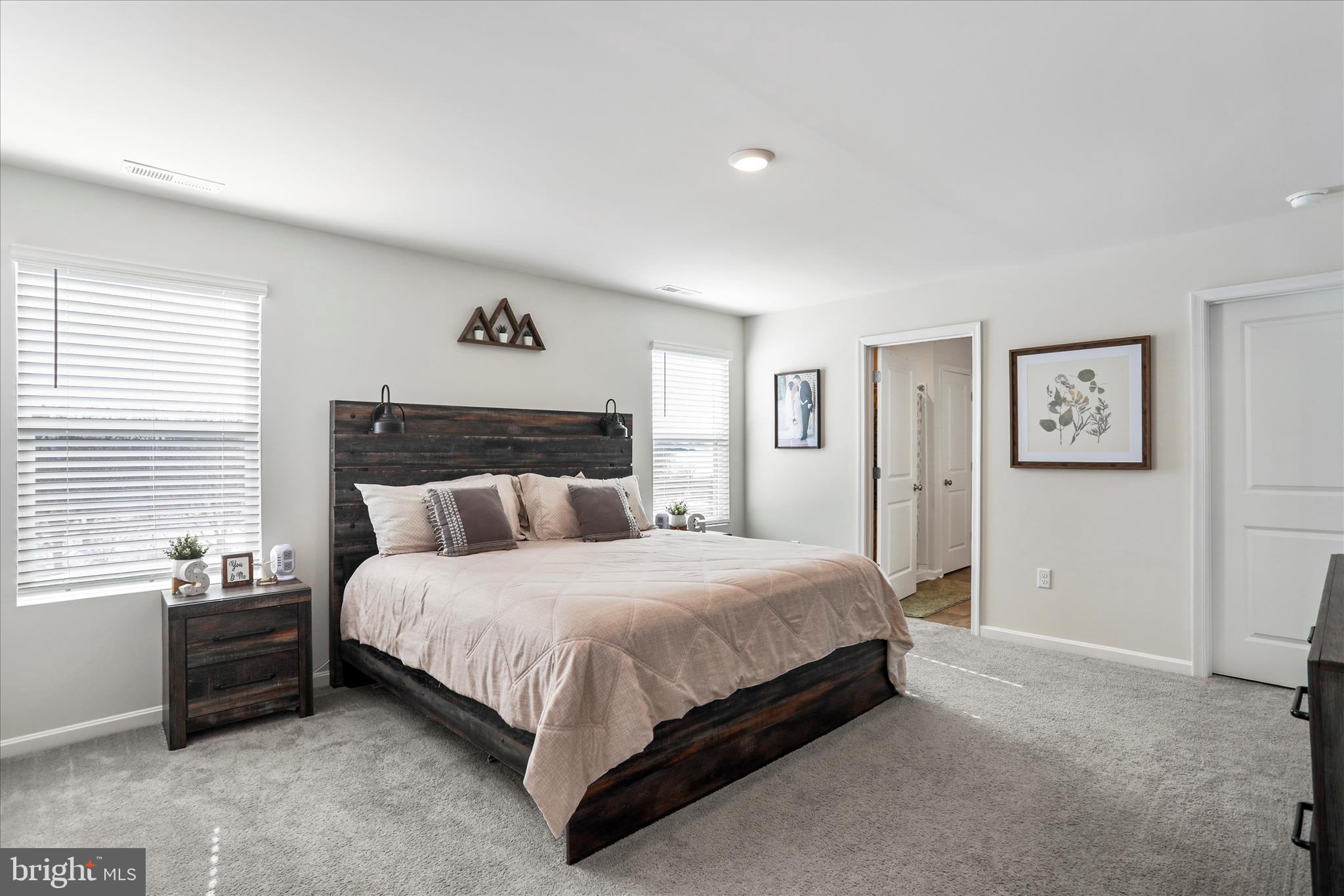 COYOTE RUN - Residential