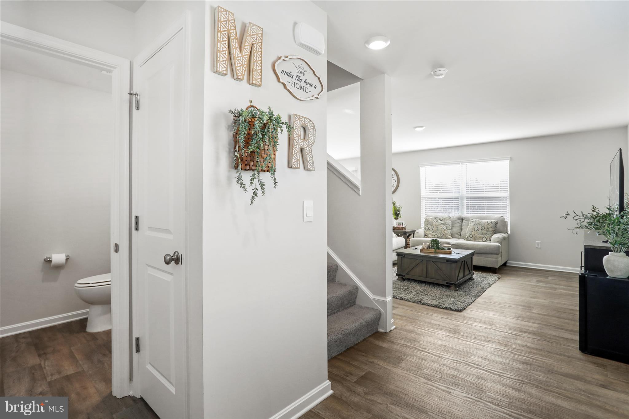 COYOTE RUN - Residential