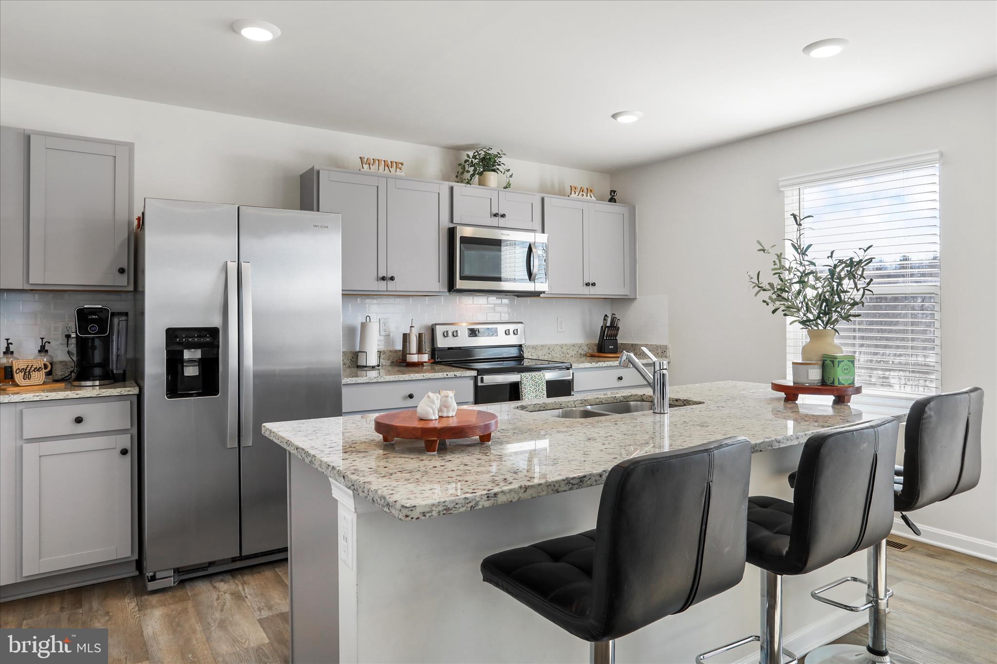 COYOTE RUN - Residential