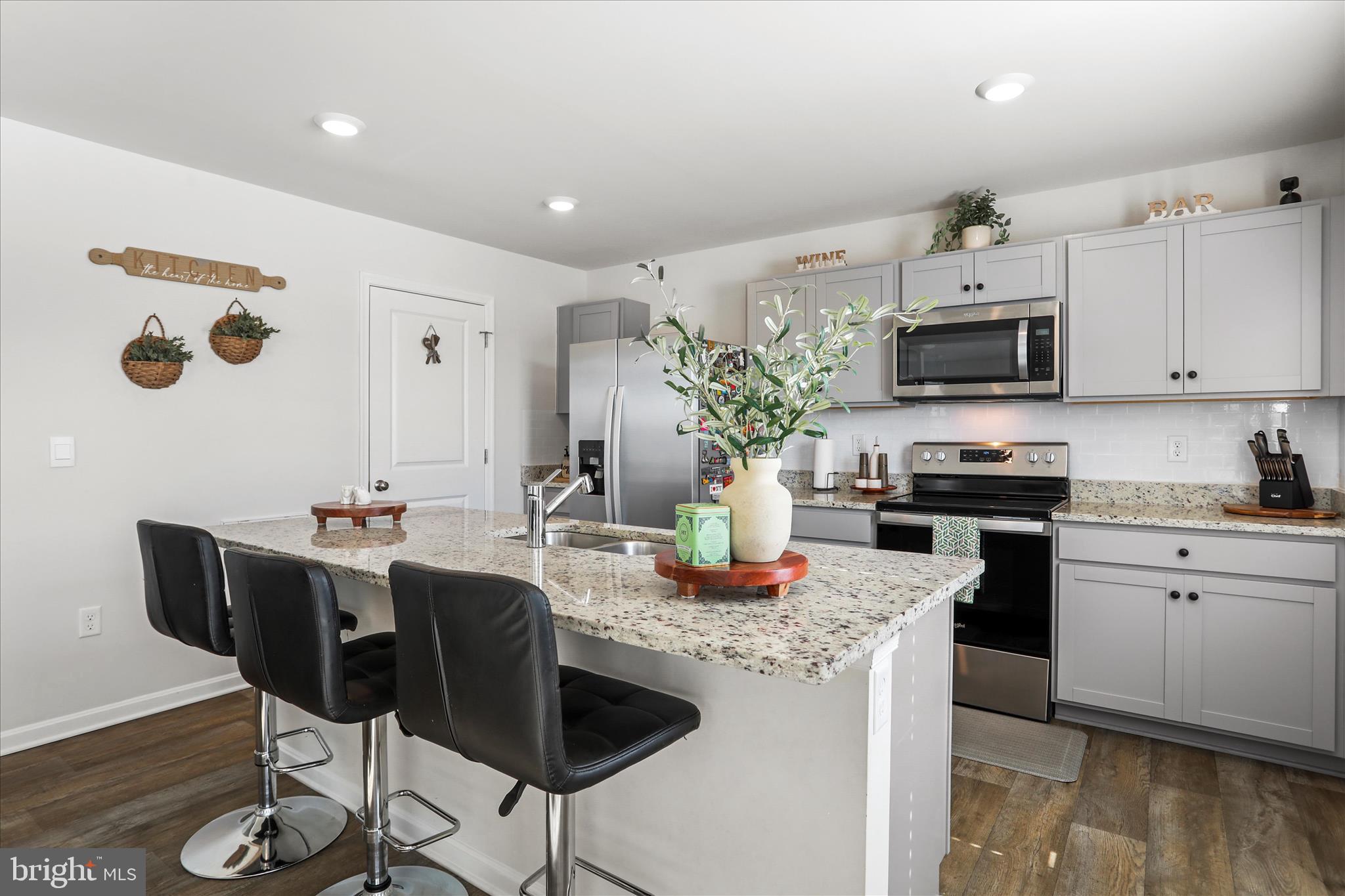 COYOTE RUN - Residential